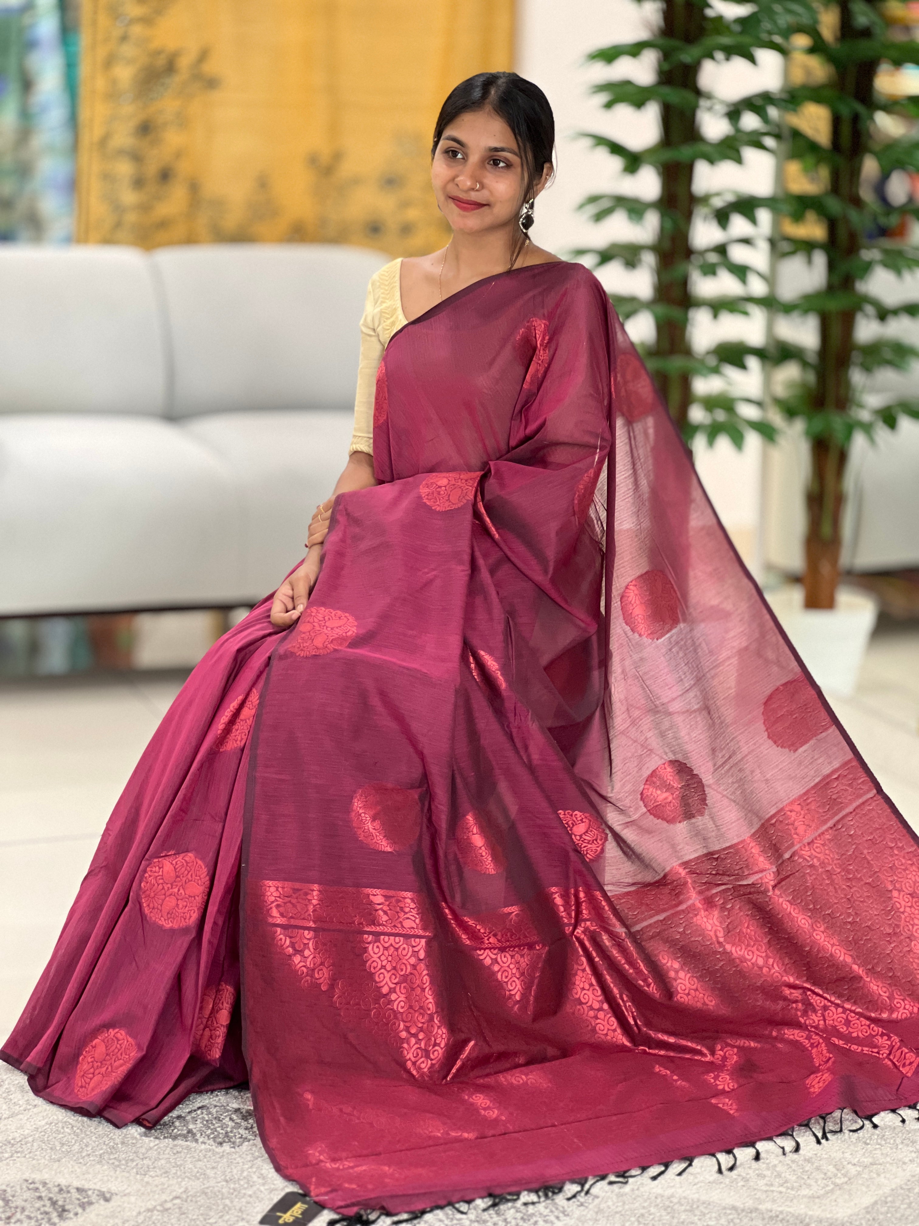Zari Weaved Semi Silk Saree | KRK383