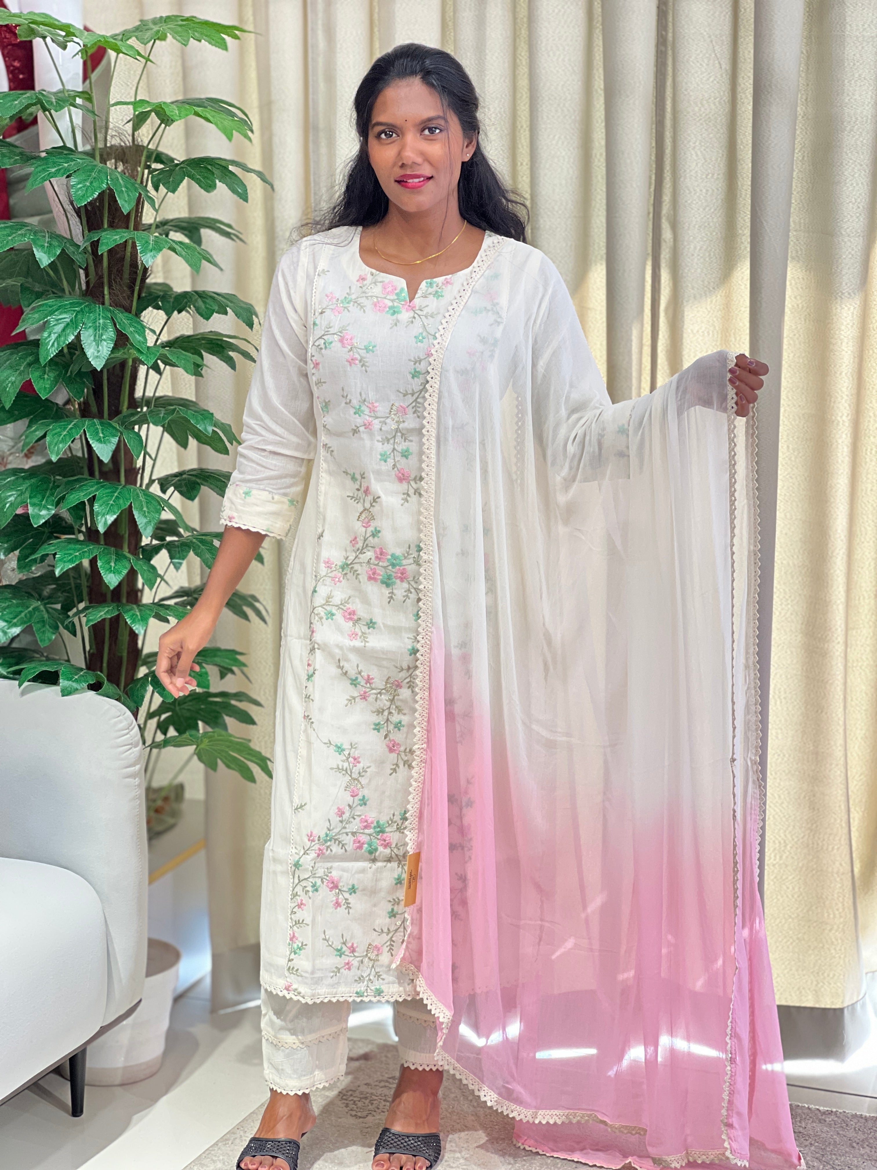 Machine Embroidery Chanderi Kurta Set | PGI319