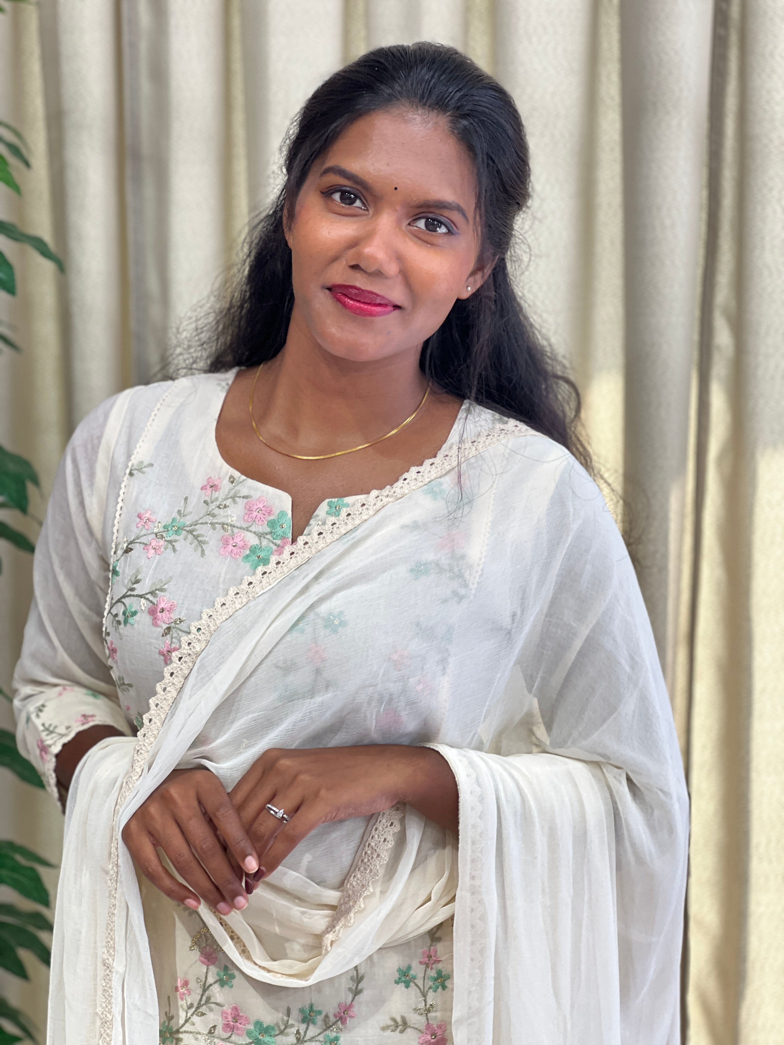 Machine Embroidery Chanderi Kurta Set | PGI319