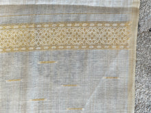 Floral Jamdani Weaving Linen Finish Saree | KSD213