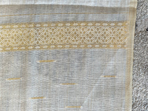 Floral Jamdani Weaving Linen Finish Saree | KSD213