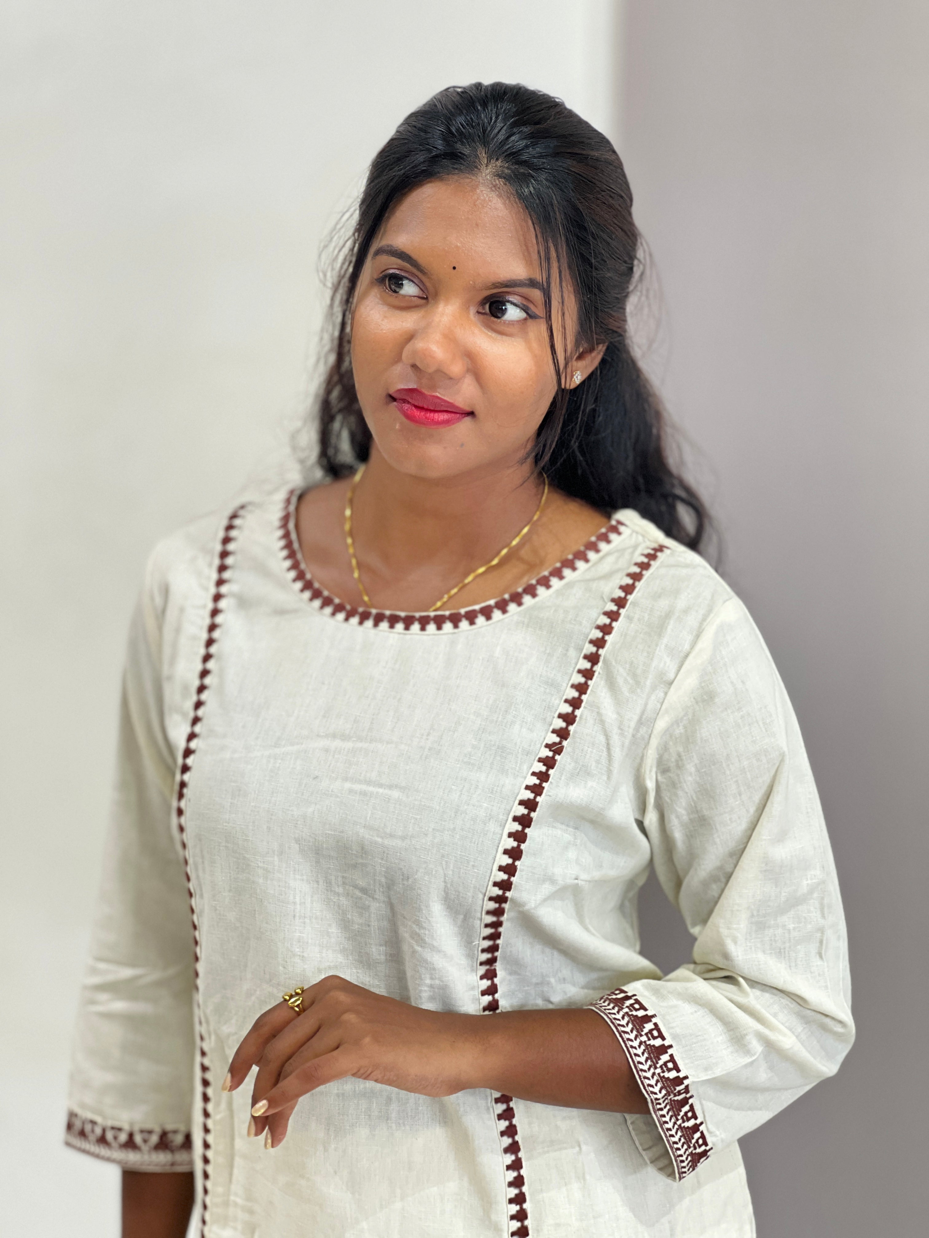 Thread Woven Patterned Soft Cotton Kurta Set | OMF104