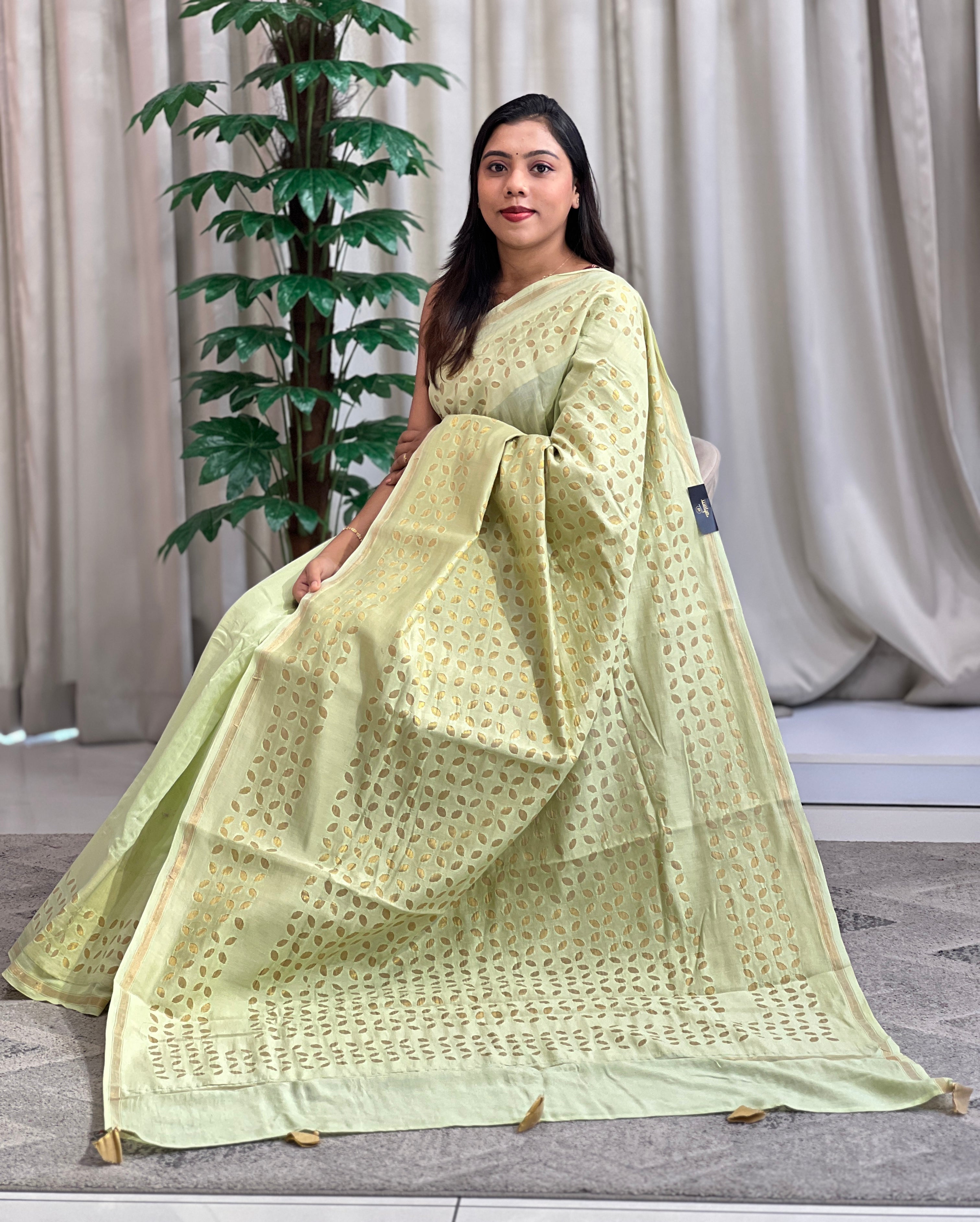 Hand Reverse Applique Work Maheshwari Silk Saree | AH802