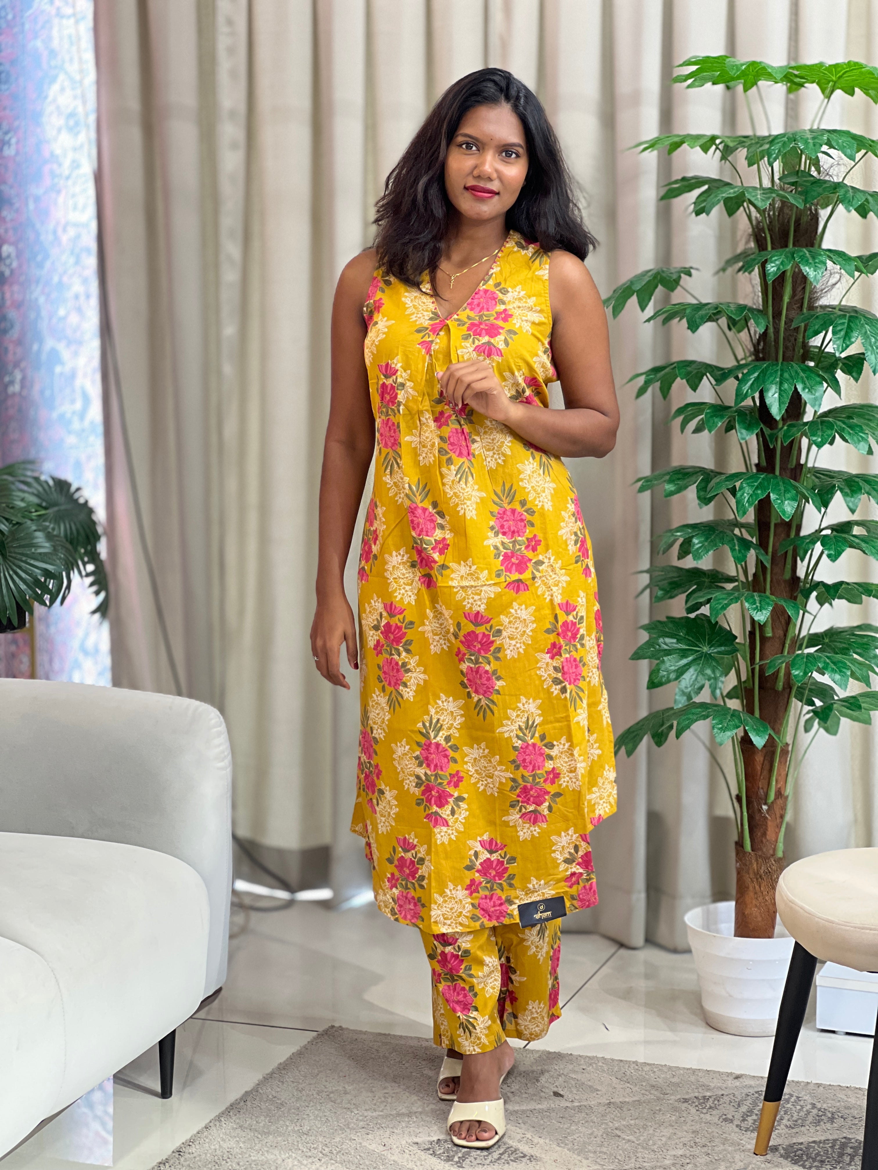 Floral Pattern Cotton Kurta Set | PGI162