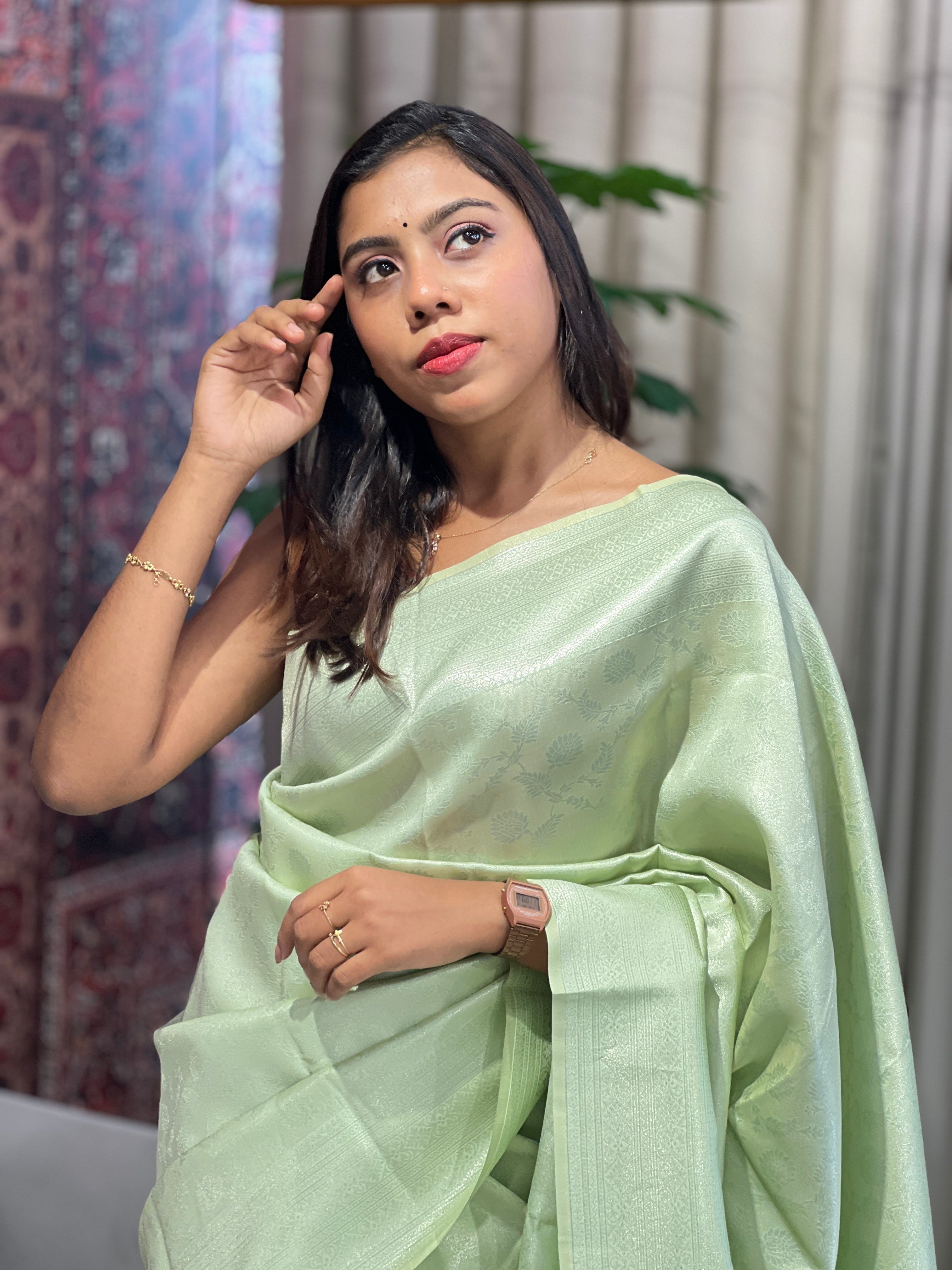 Traditional floral Patterned Semi Silk Saree | KAC251