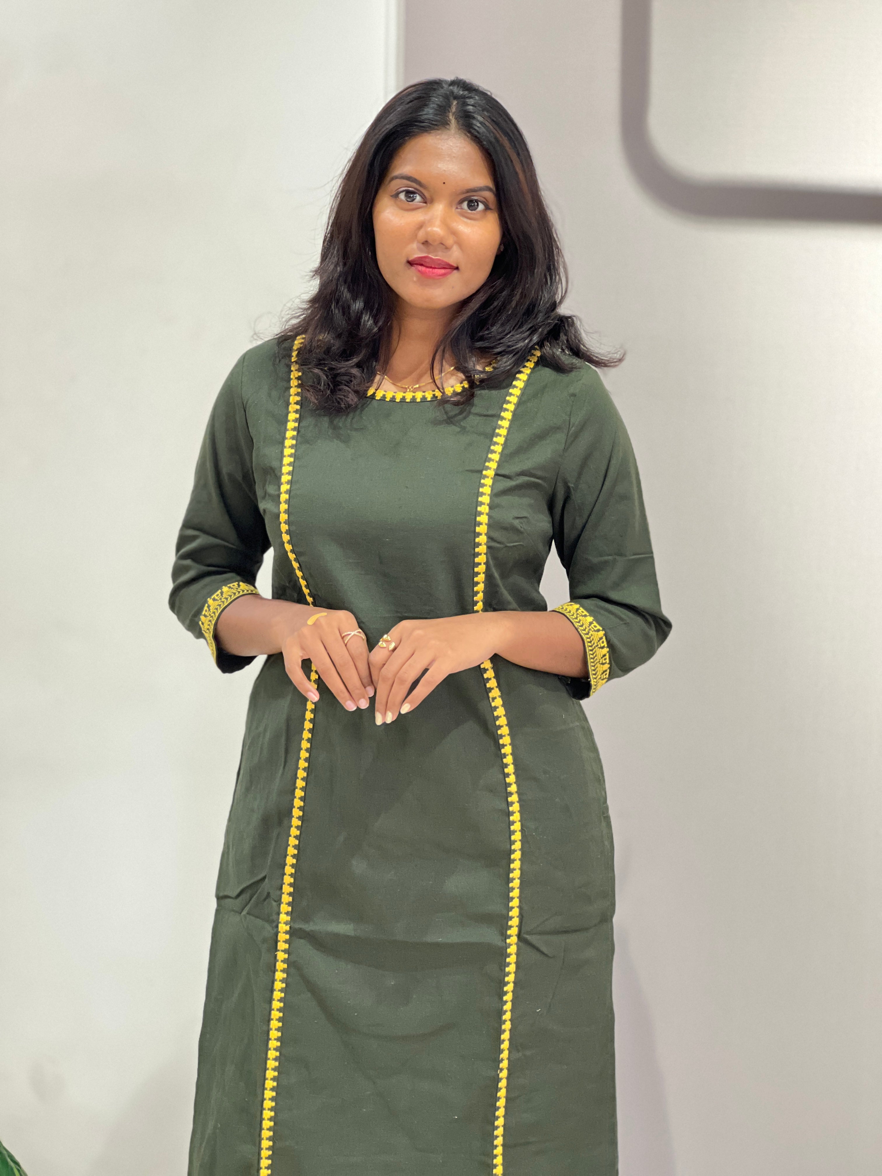 Thread Woven Patterned Soft Cotton Kurta Set | OMF103