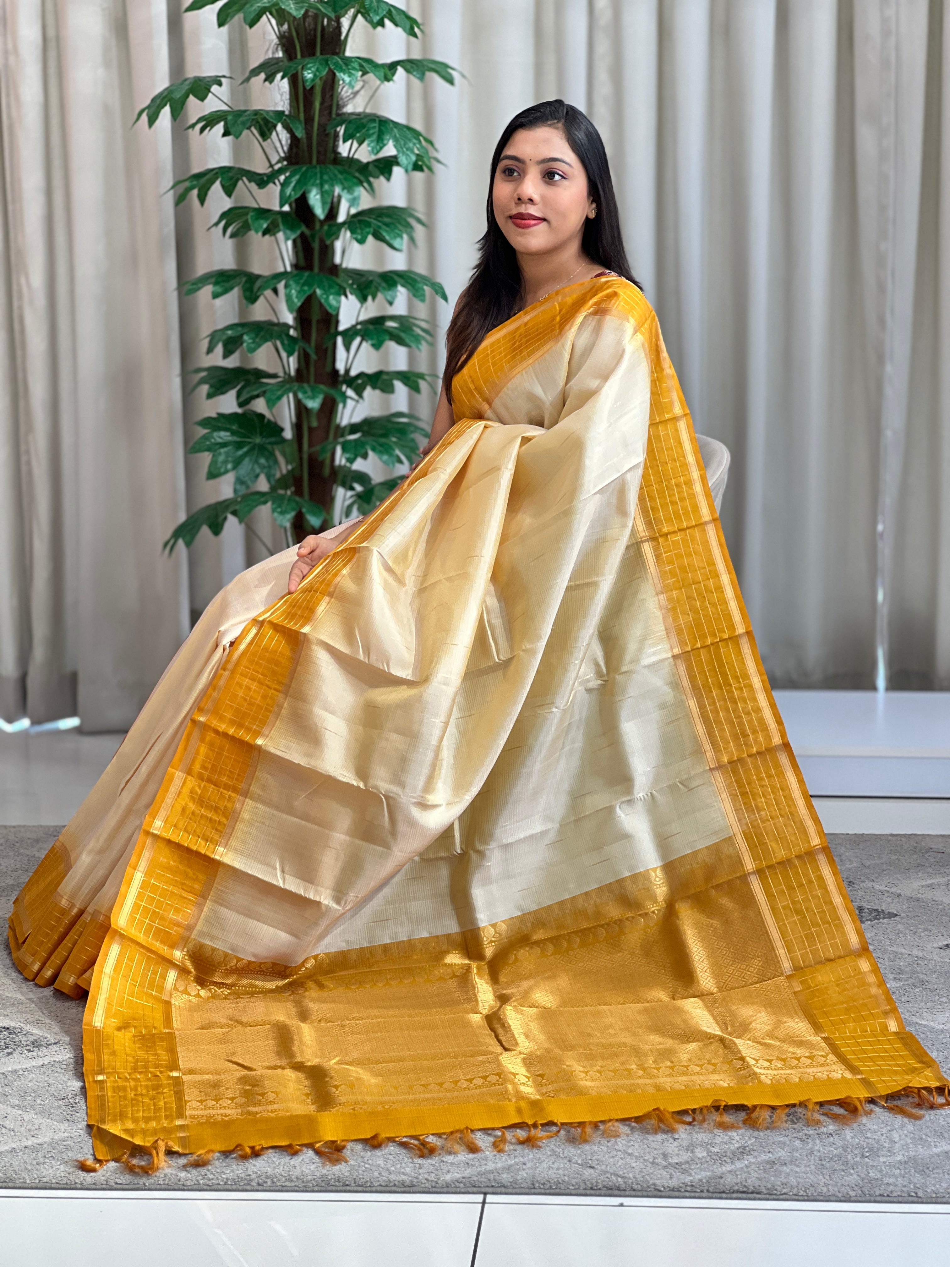 Drop Weaved Kattam Pattern Handloom Kanchipuram Saree | SMT135