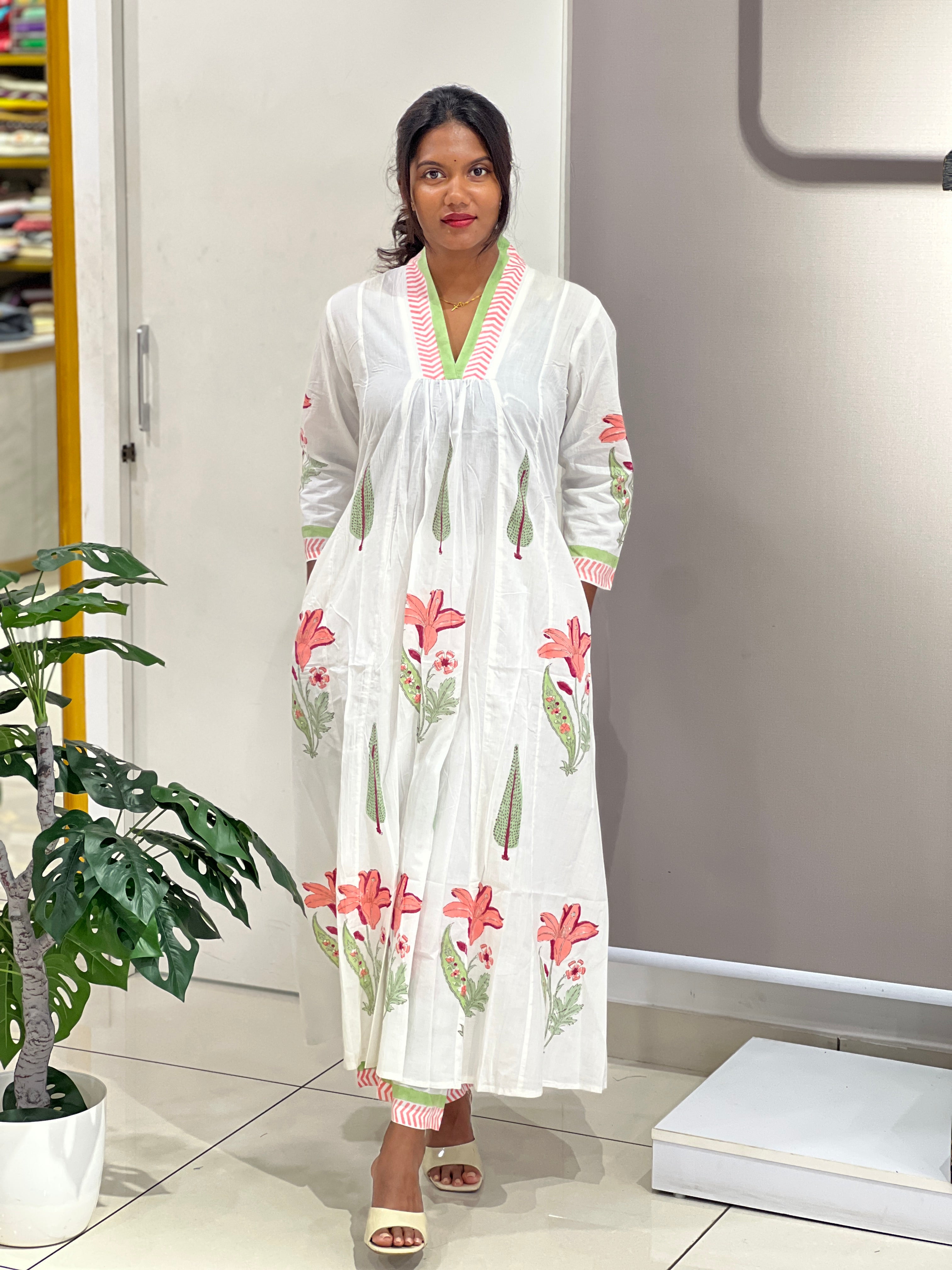 Block Printed Cotton Kurta Set | OMF108