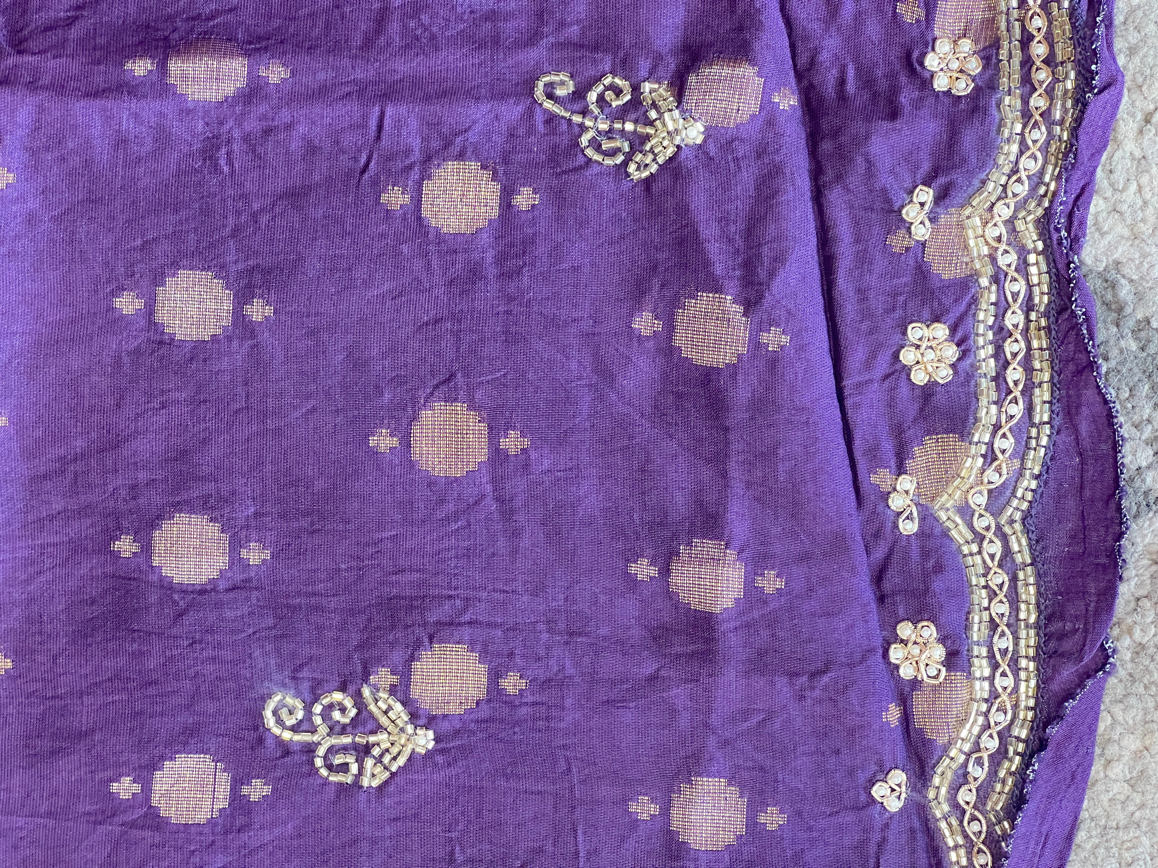Golden Zari Weaving Check Pattern Crushed Organza Saree | DVS201