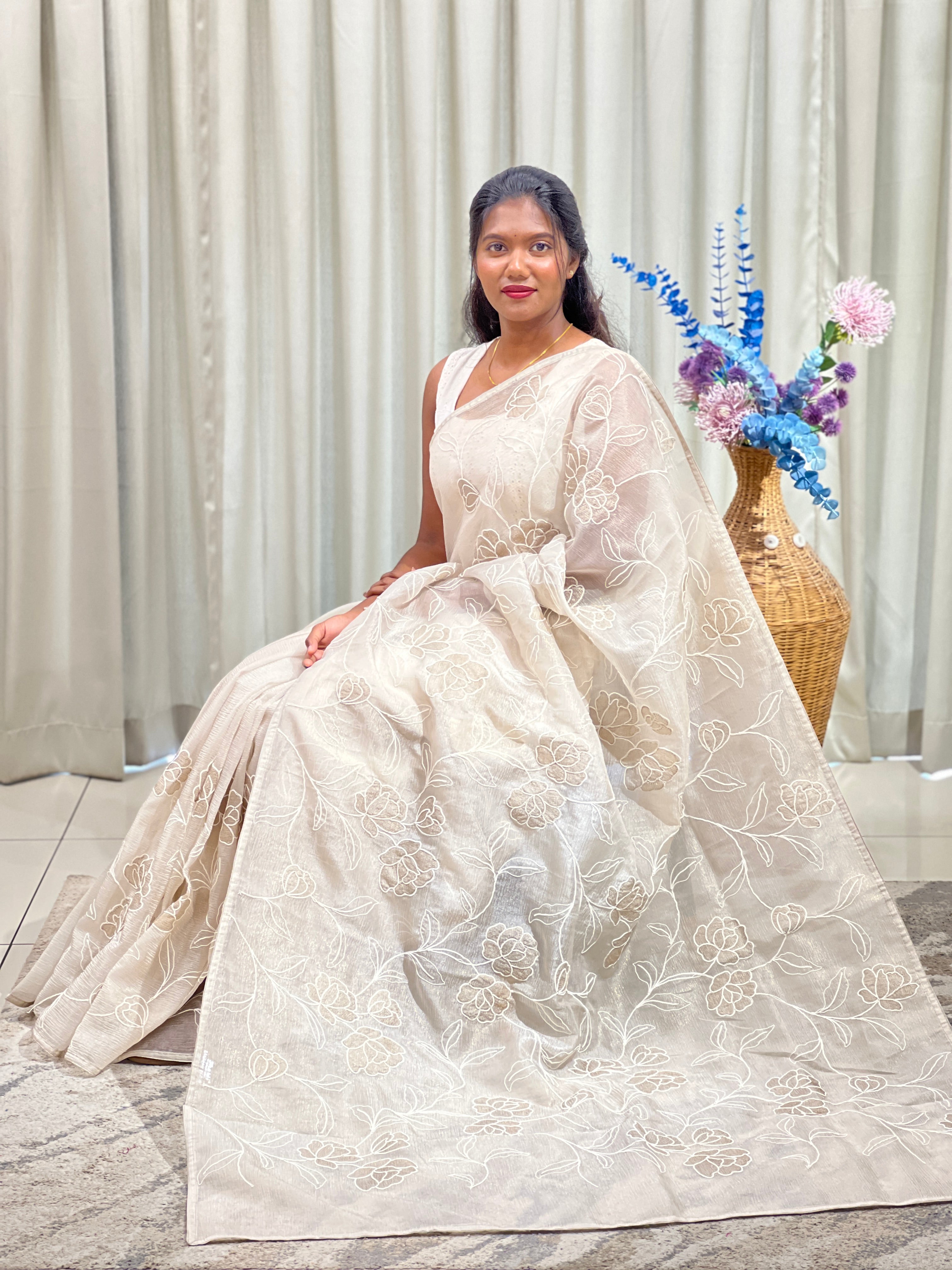 Floral Embroidery Pattern Curshed Organza Saree |  YNG1804