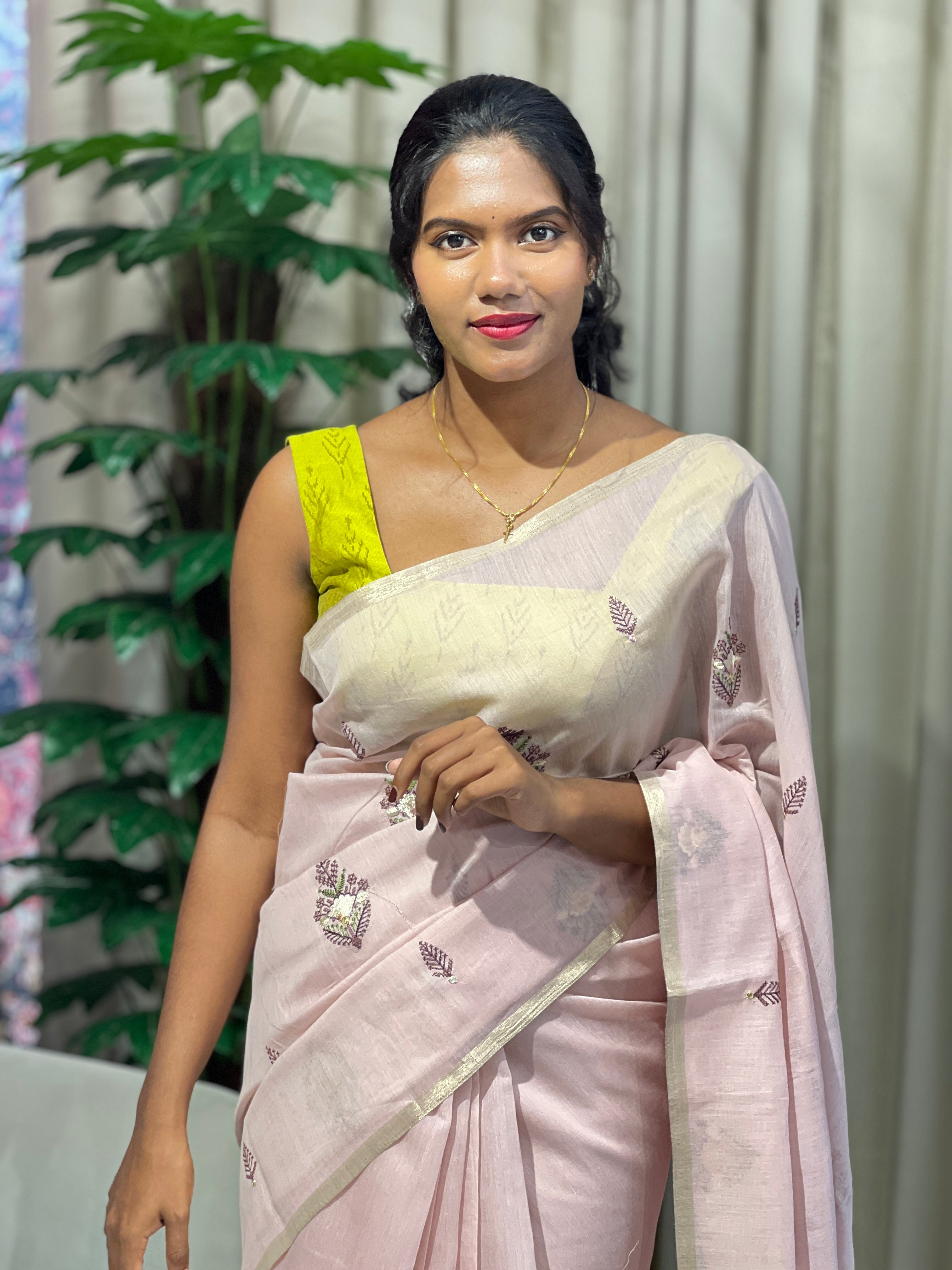 Machine Embroidery Detailed Chanderi Finish Saree | VDA218