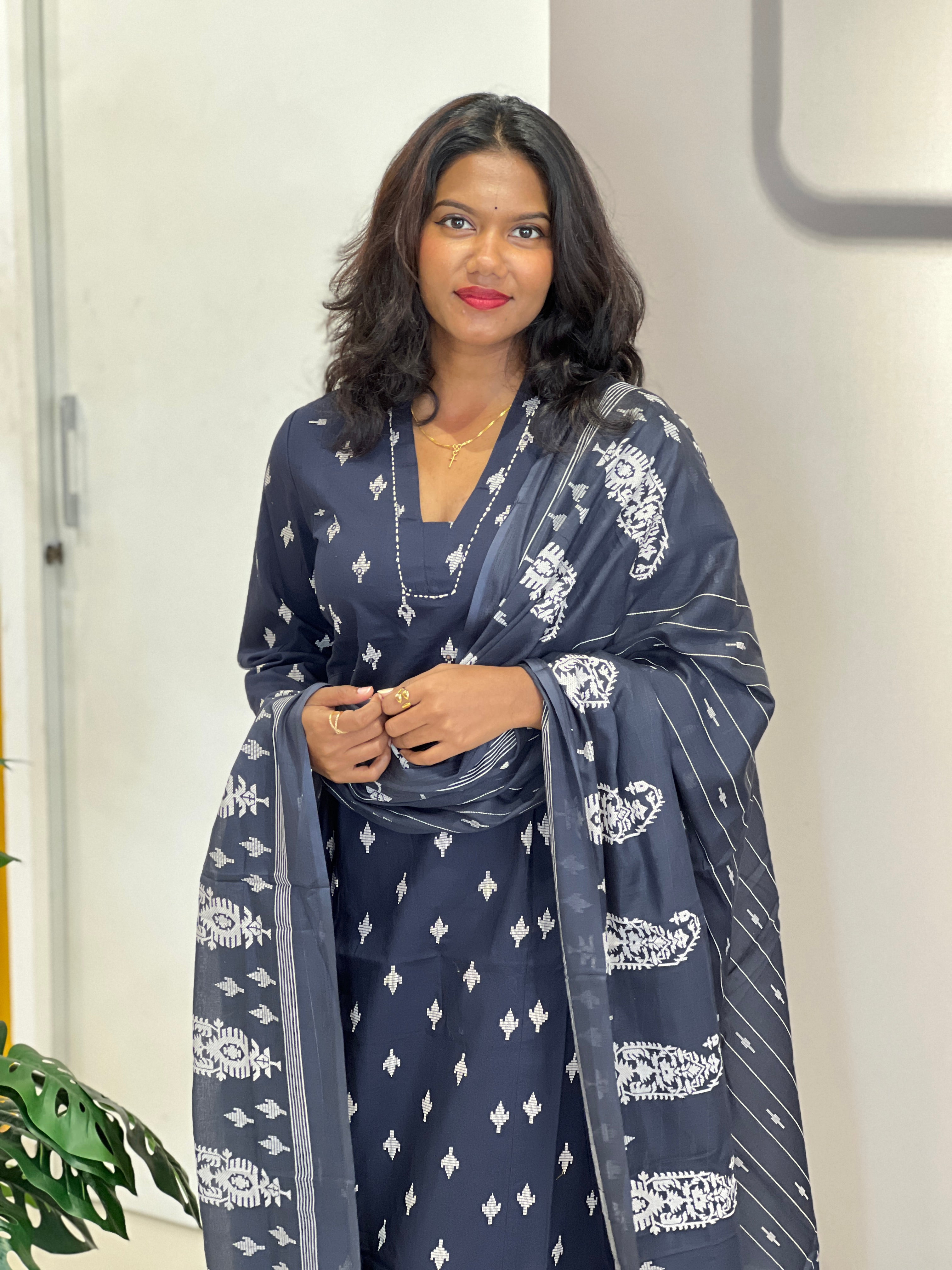 Ikat Printed Cotton Kurta Set | OMF114