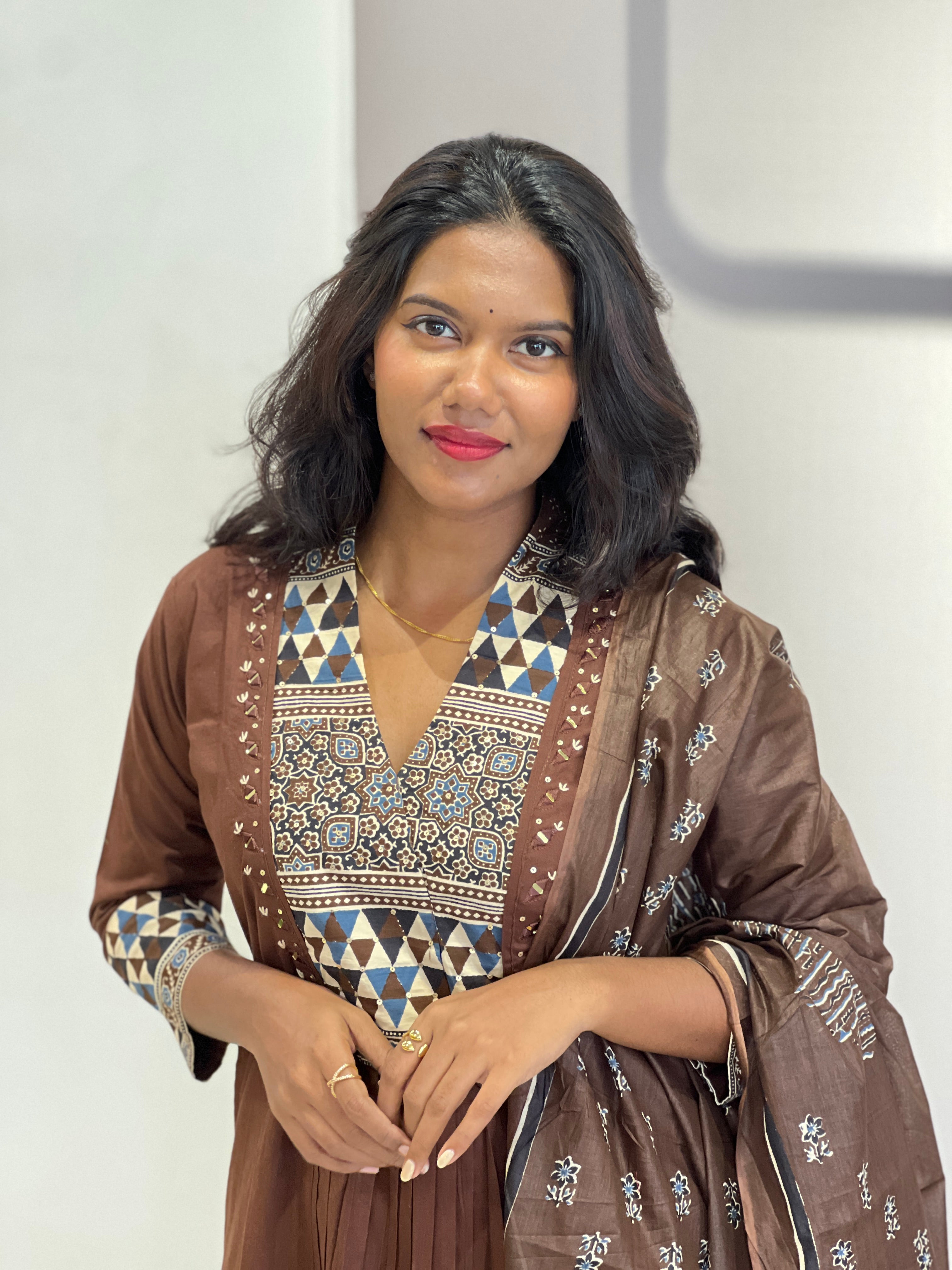 Block Printed Patch Detailed Cotton Kurta Set | OMF116