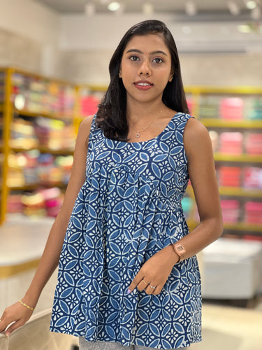 Print Detailed Cotton Short Kurta | DNT375