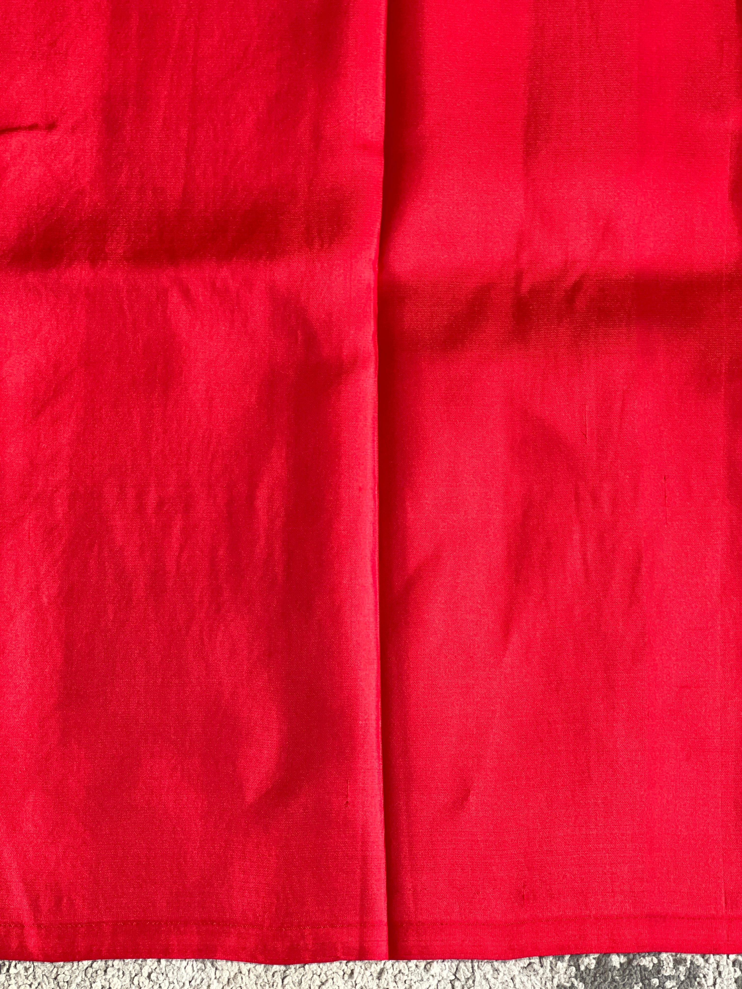 Temple Border Pattern Soft Silk Sarees | SMT140