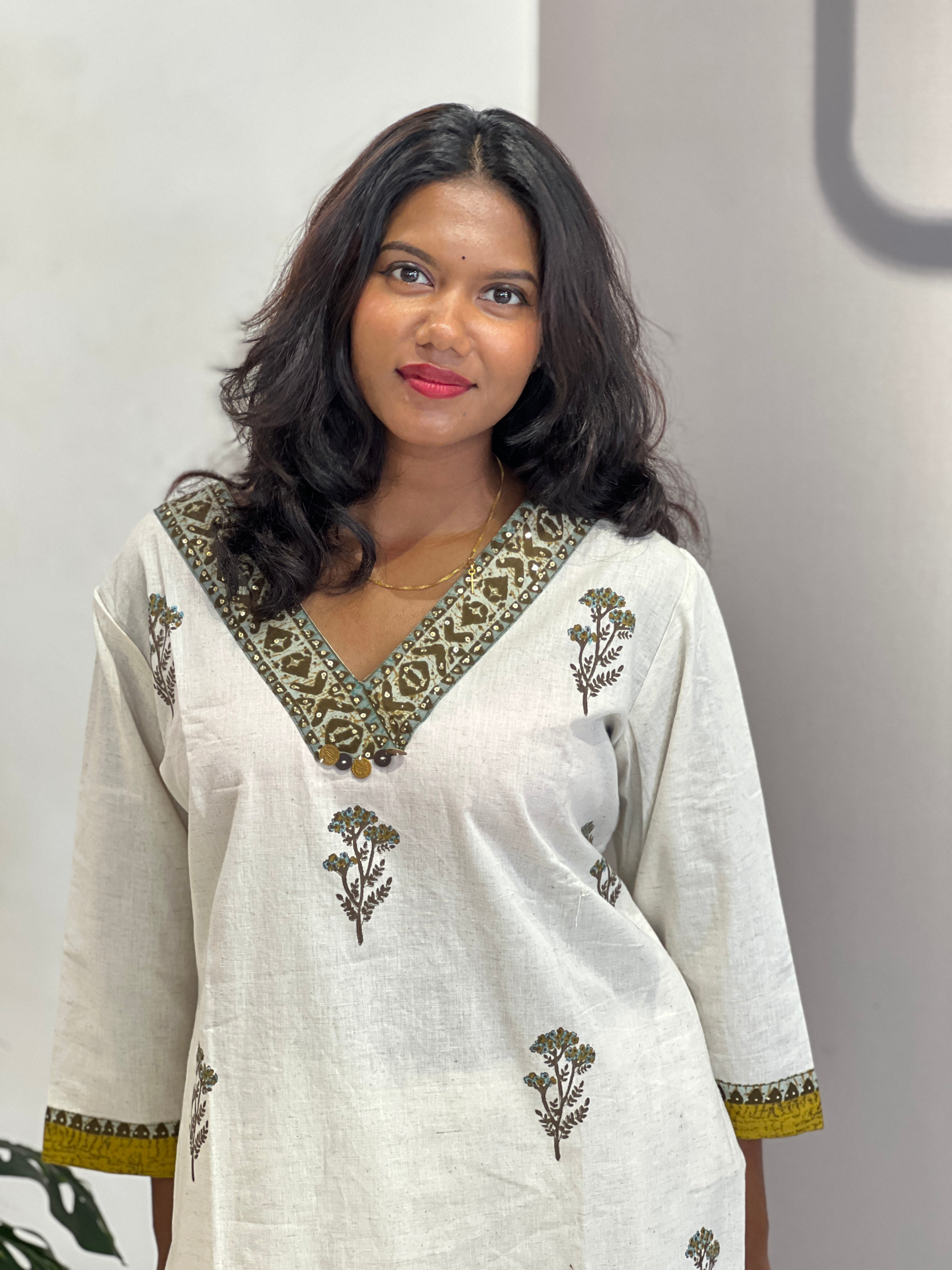 Block Print Detailed Cotton Kurta Set | OMF119