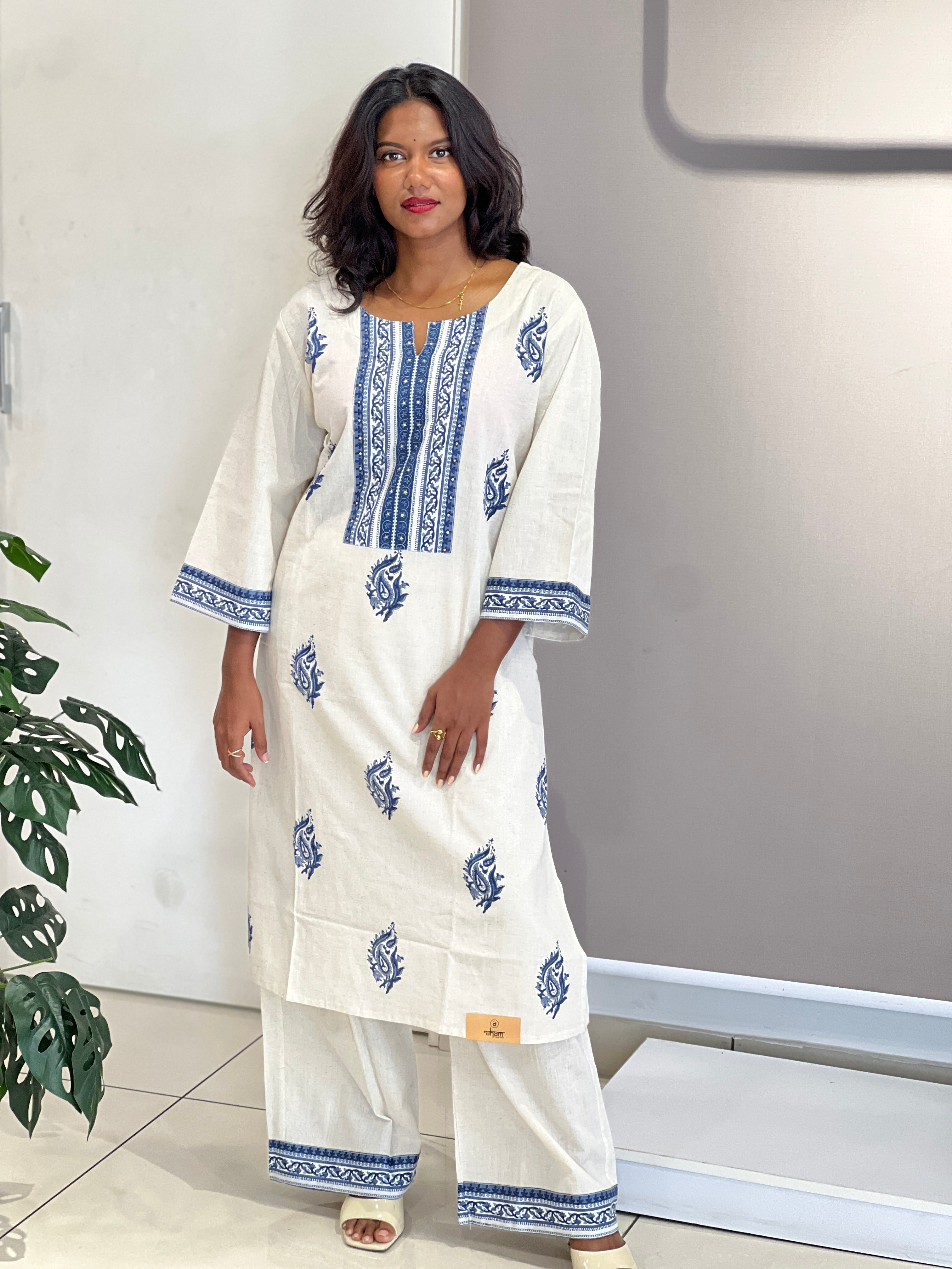 Block Printed Patch Detailed Cotton Kurta Set | OMF118