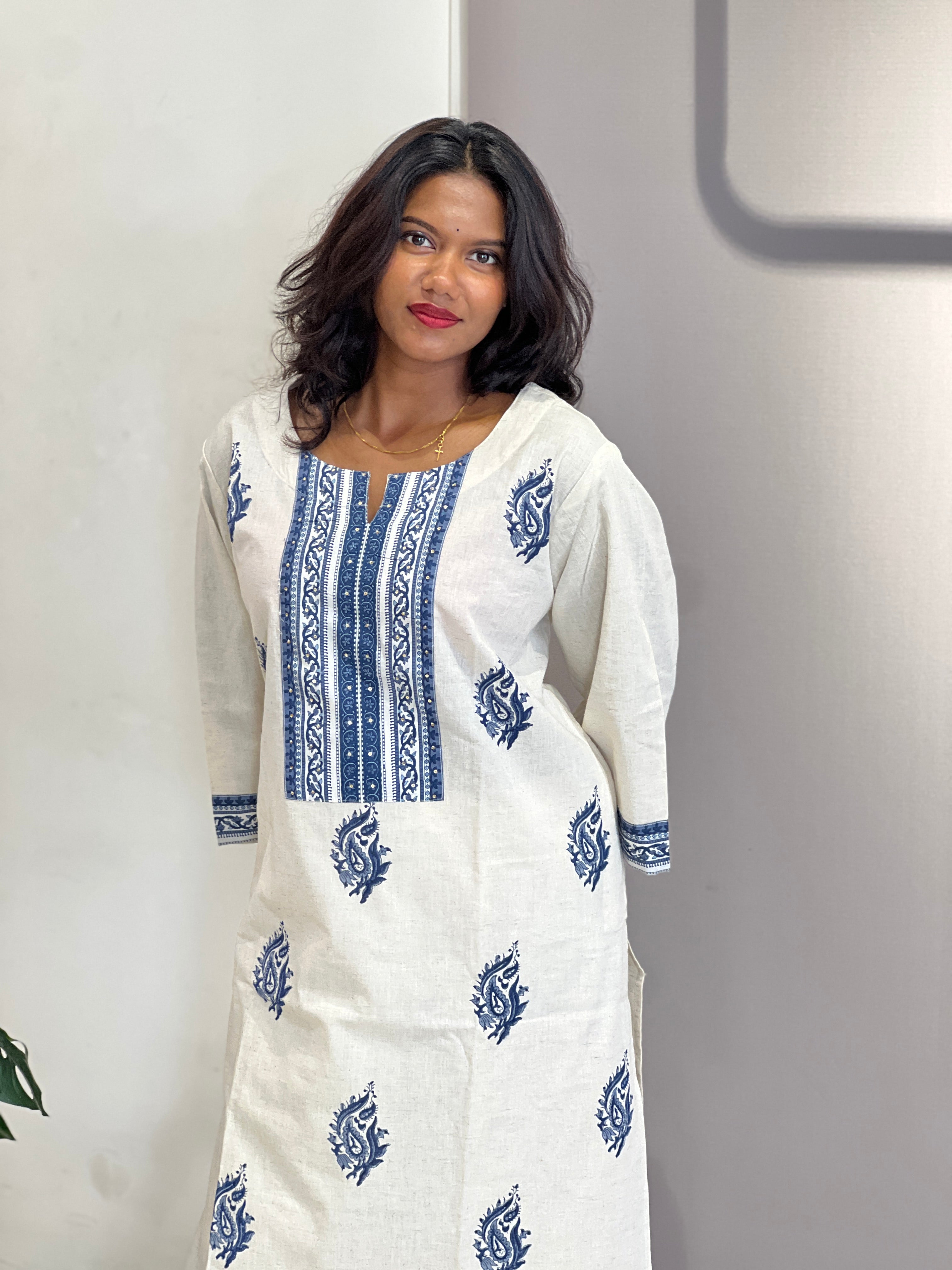 Block Printed Patch Detailed Cotton Kurta Set | OMF118