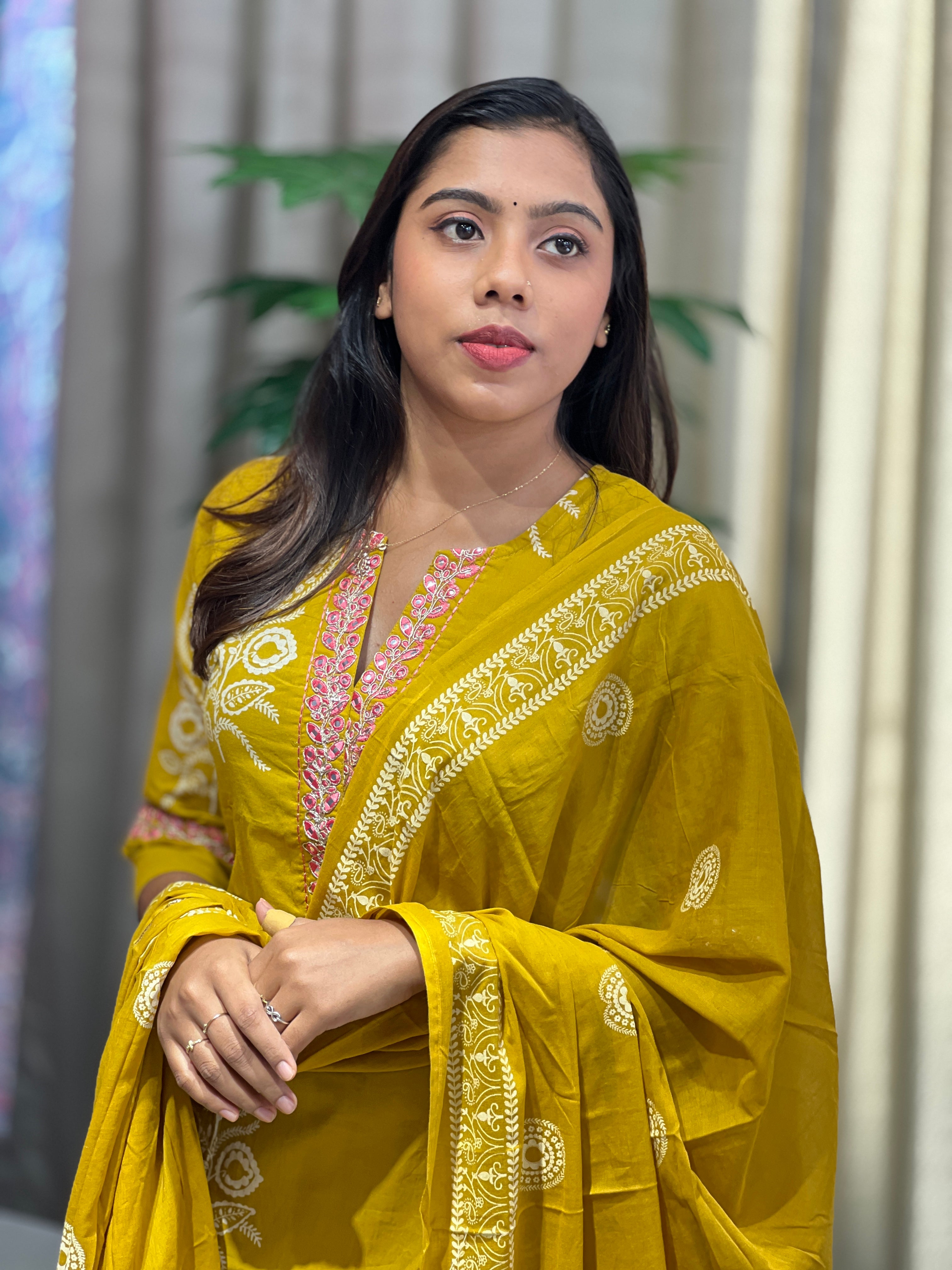 Floral Printed Cotton Kurta Set | NCF310