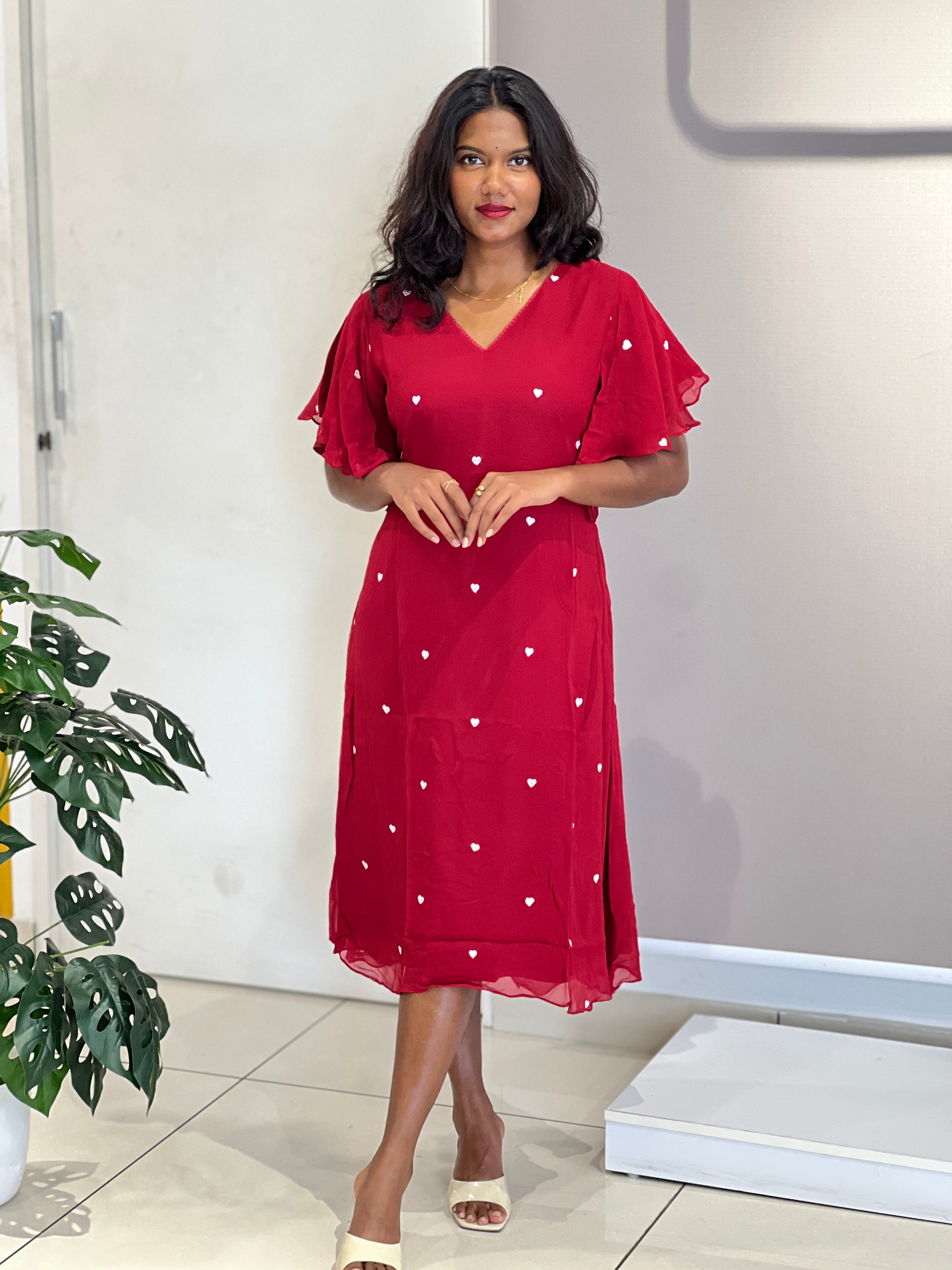 Heart Embroidery Detailed Georgette Kurta | DNT1129