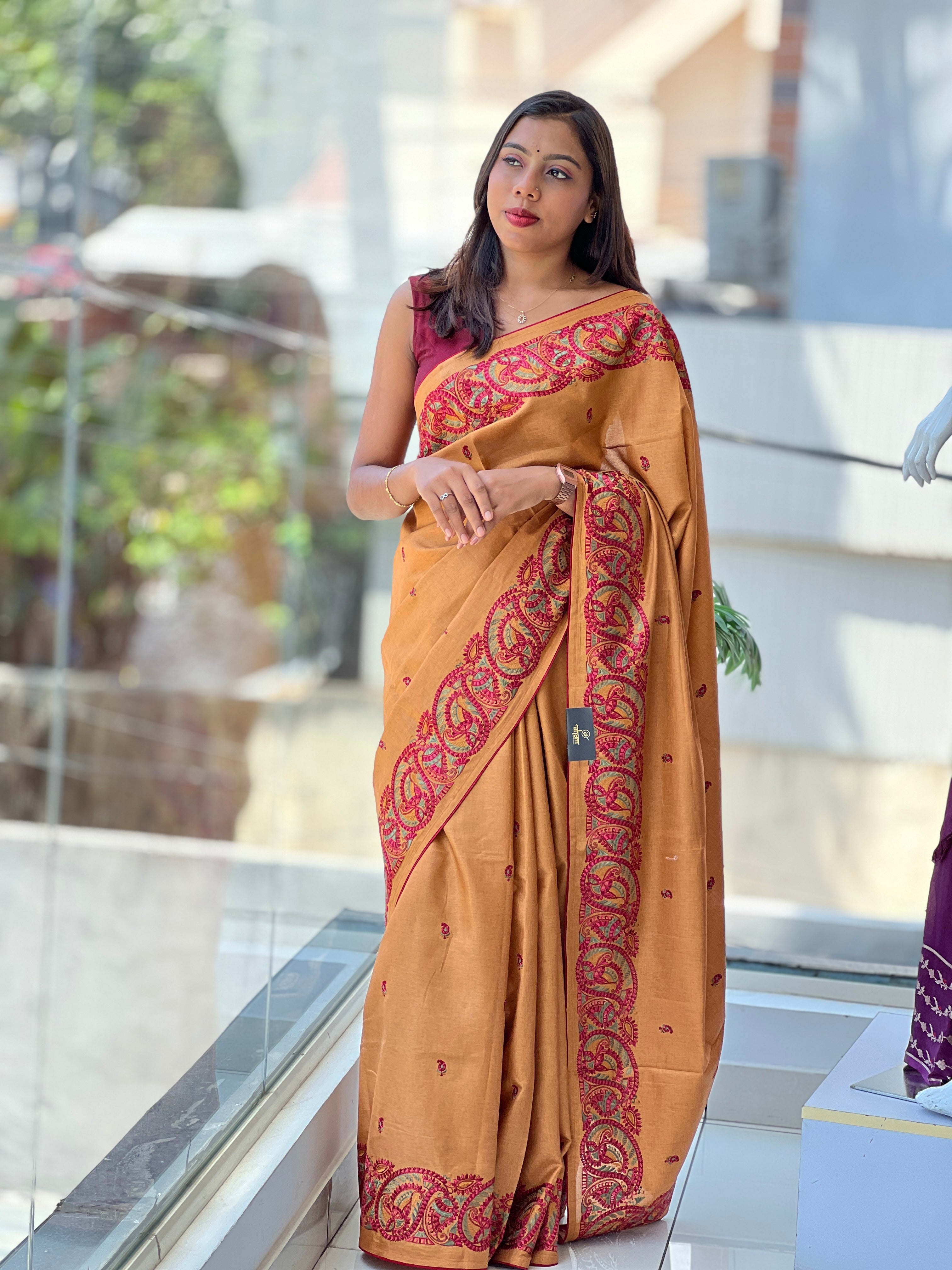 Paisley Embroidery Detailed Tussar Finish Saree | SUN481