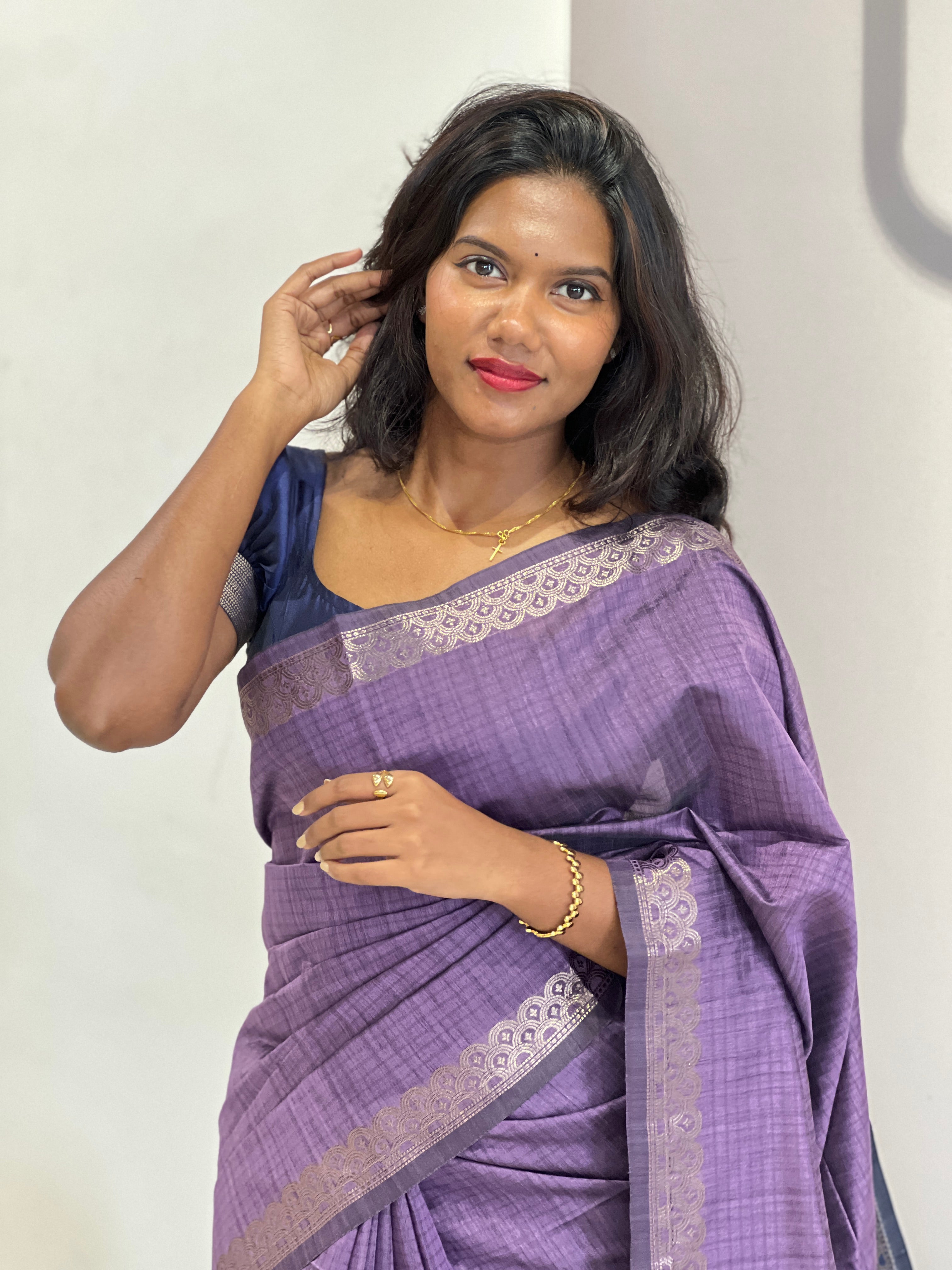 Self Weaved Check Patterned Poly Cotton Saree | RSF102
