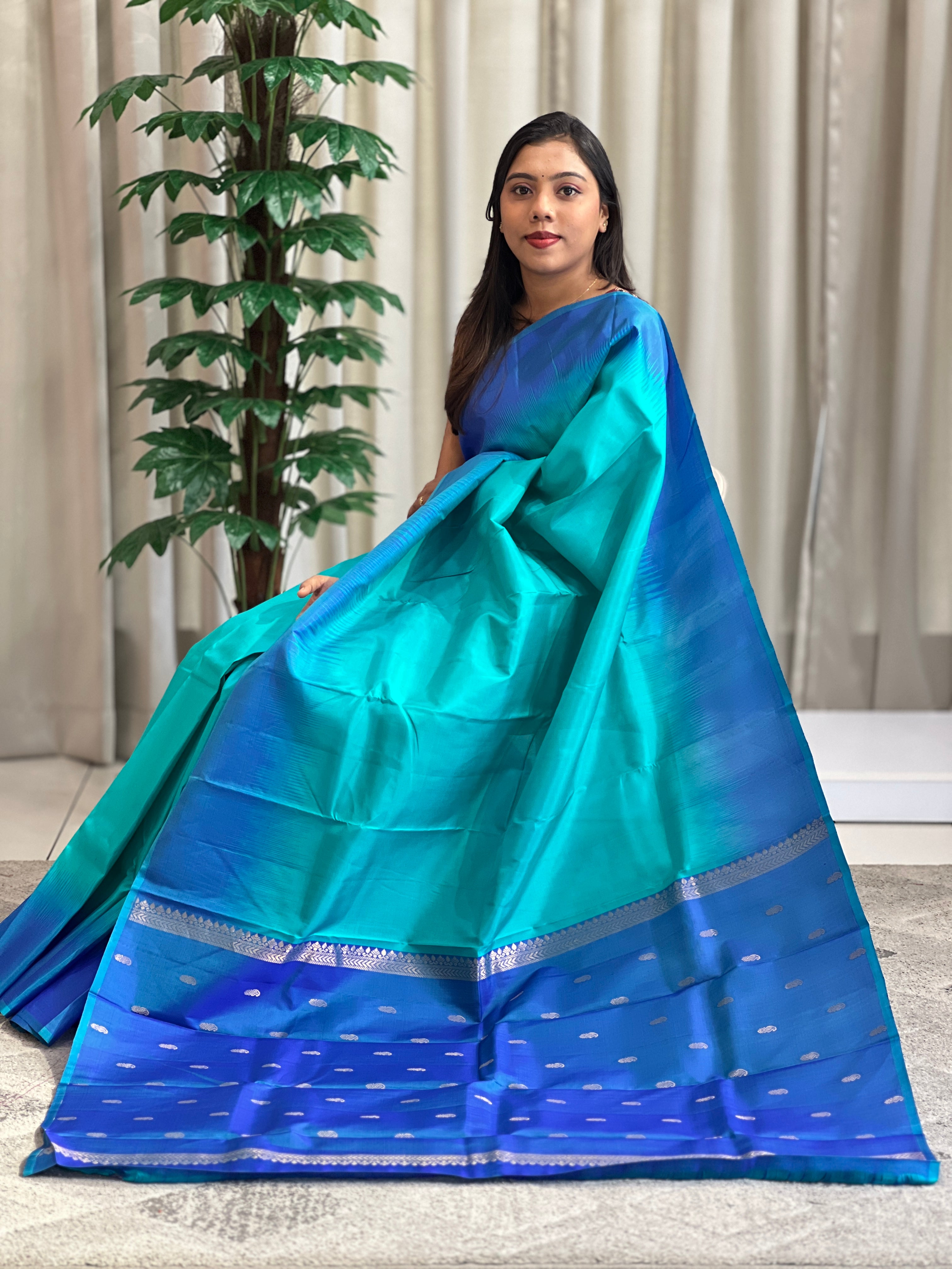 Solid Woven Pattern Soft Silk Saree | SMT149