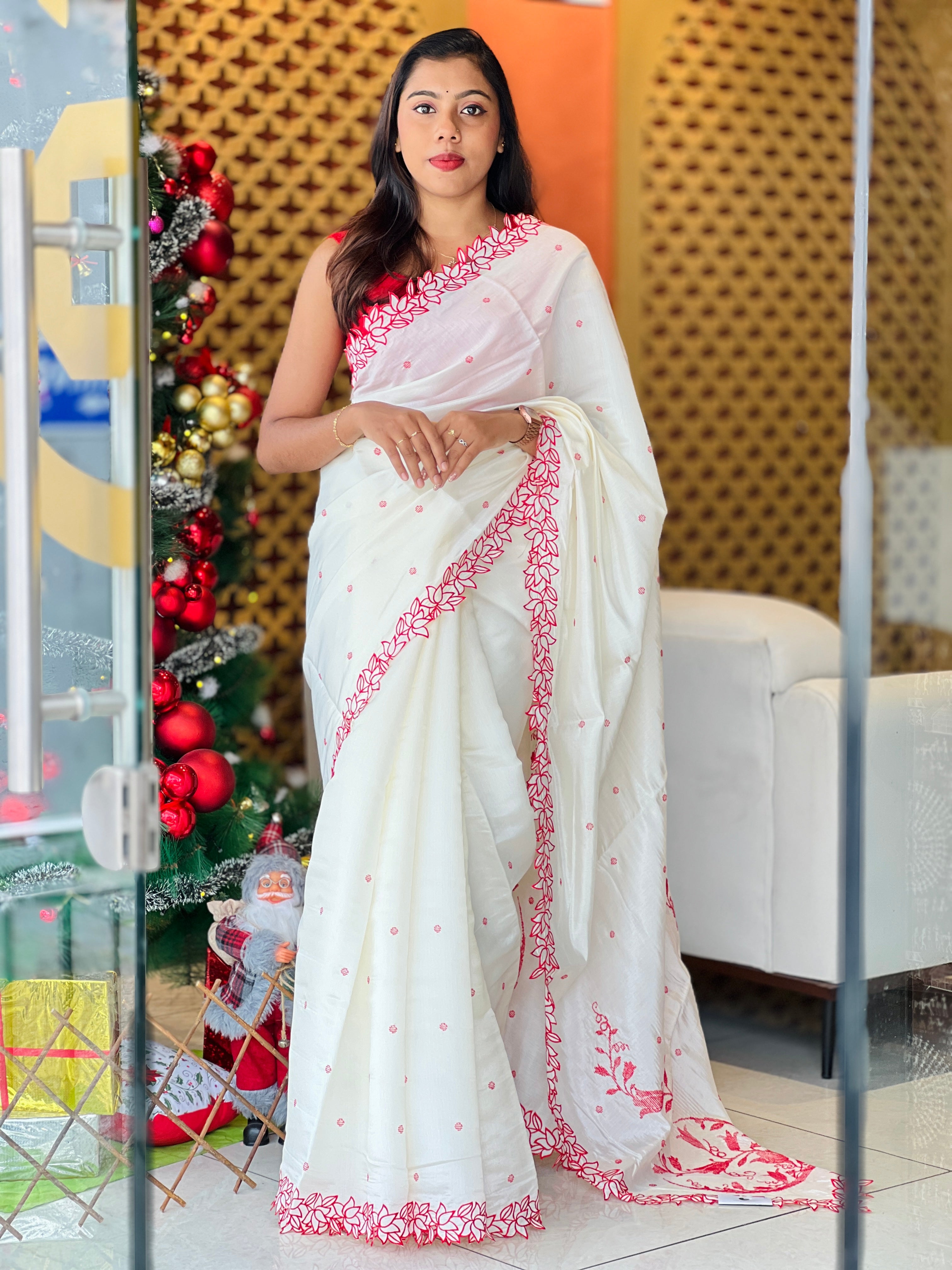 Embroidery Detailed Semi Tussar Saree | BLD2052