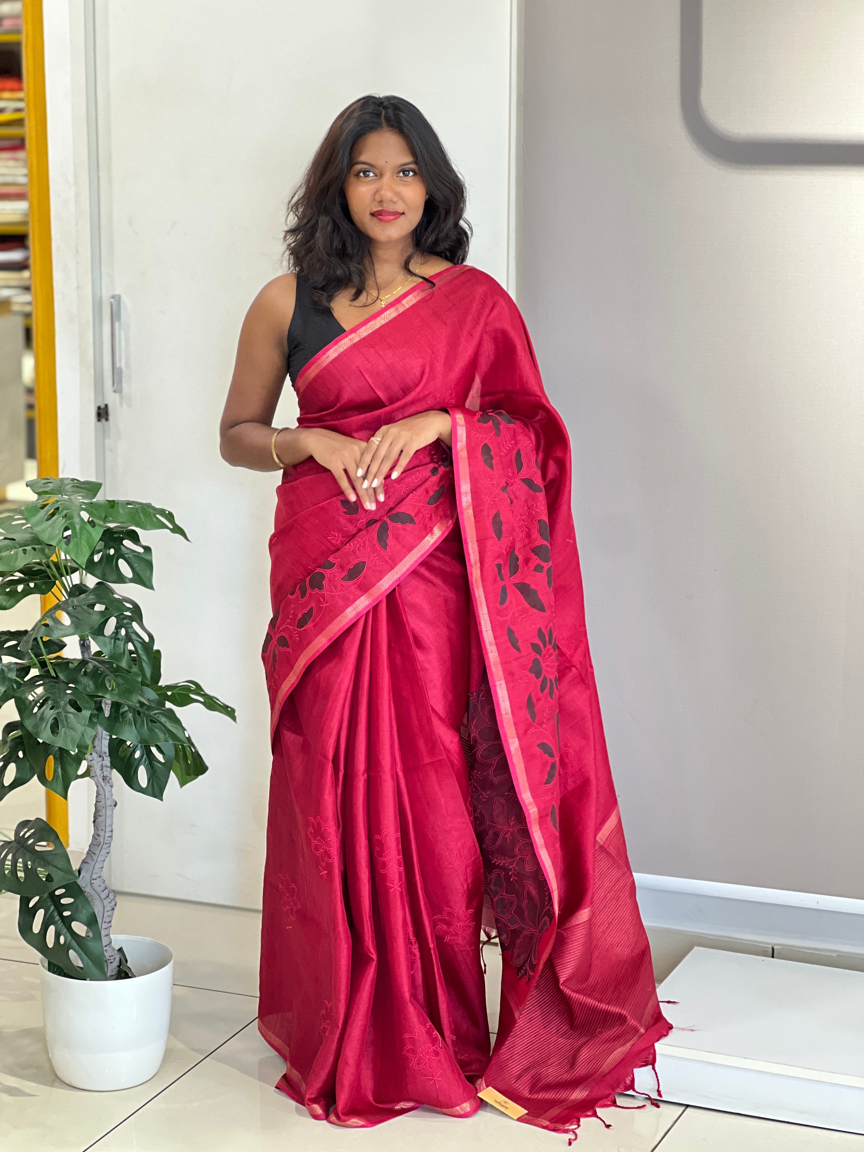 Applique Work Detailed Tussar Finish Saree | RSF107