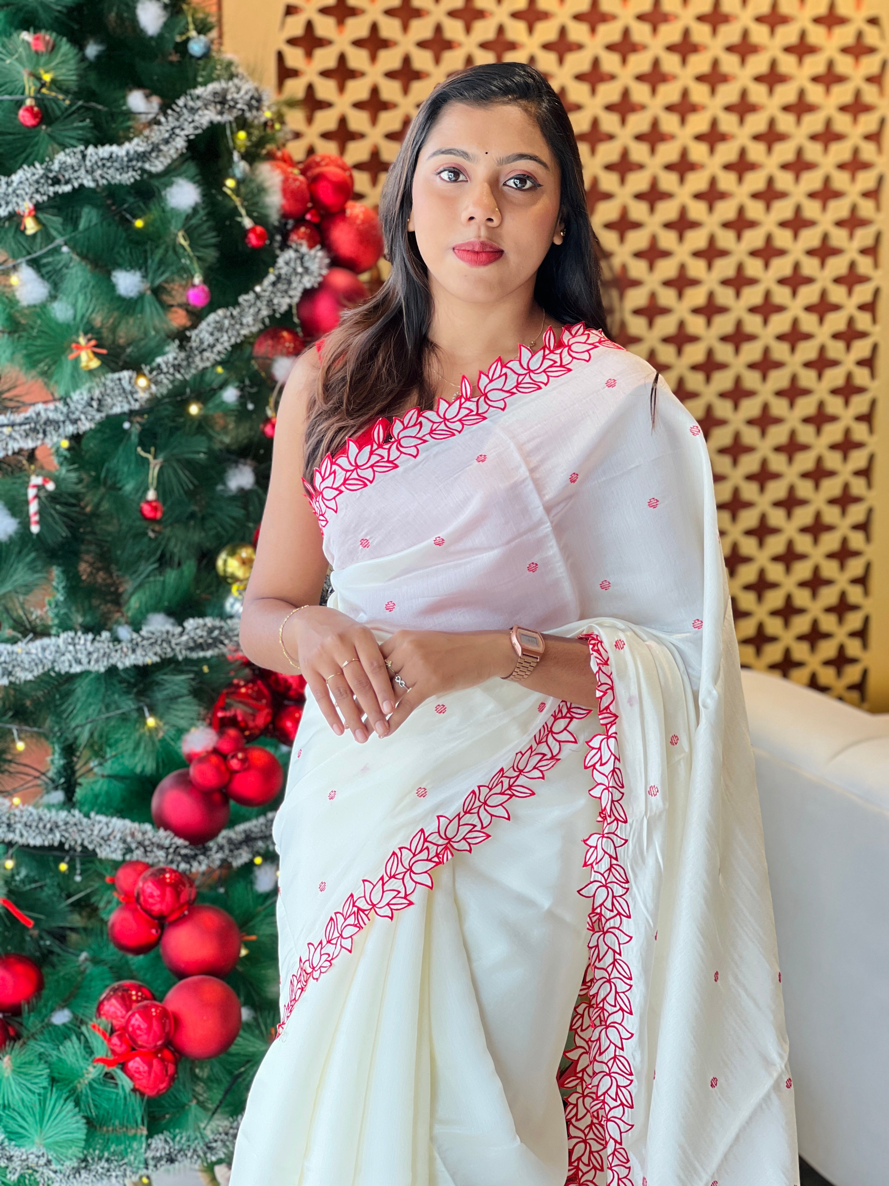 Embroidery Detailed Semi Tussar Saree | BLD2052