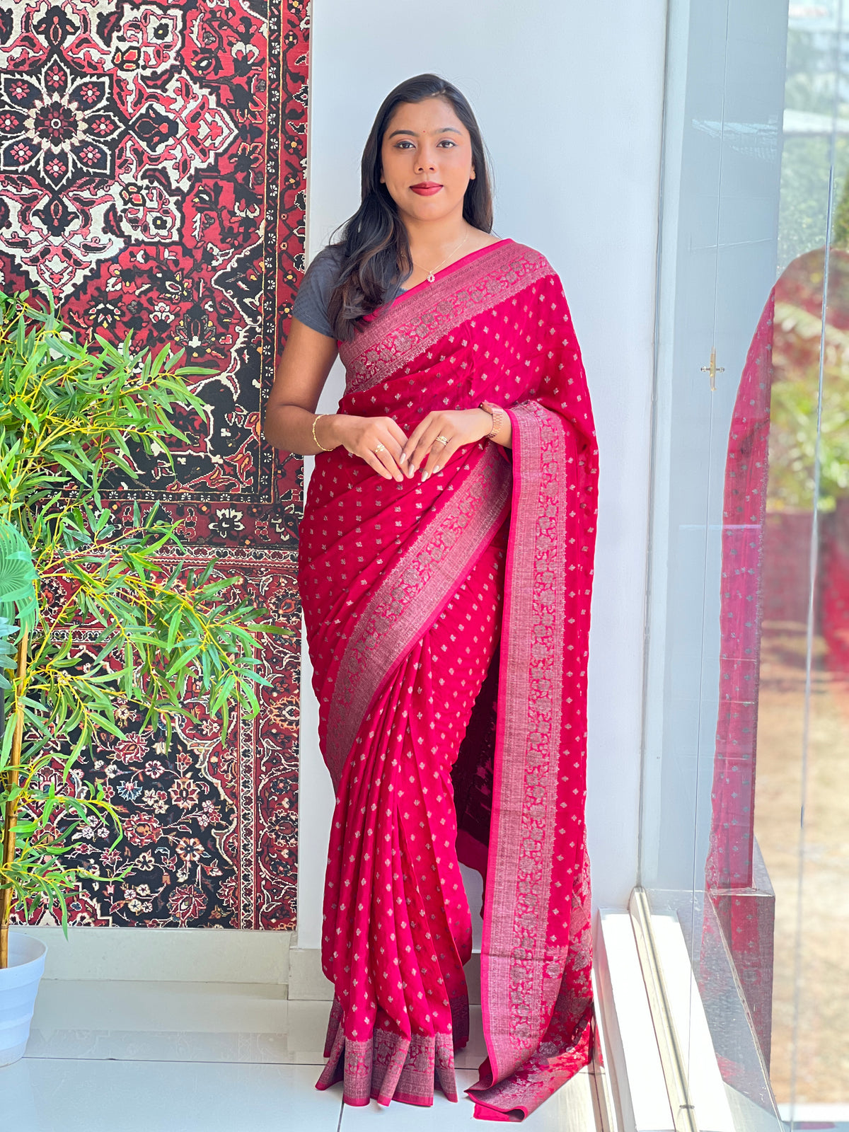 Floral Buta Patterned Georgette Saree | YNG1736