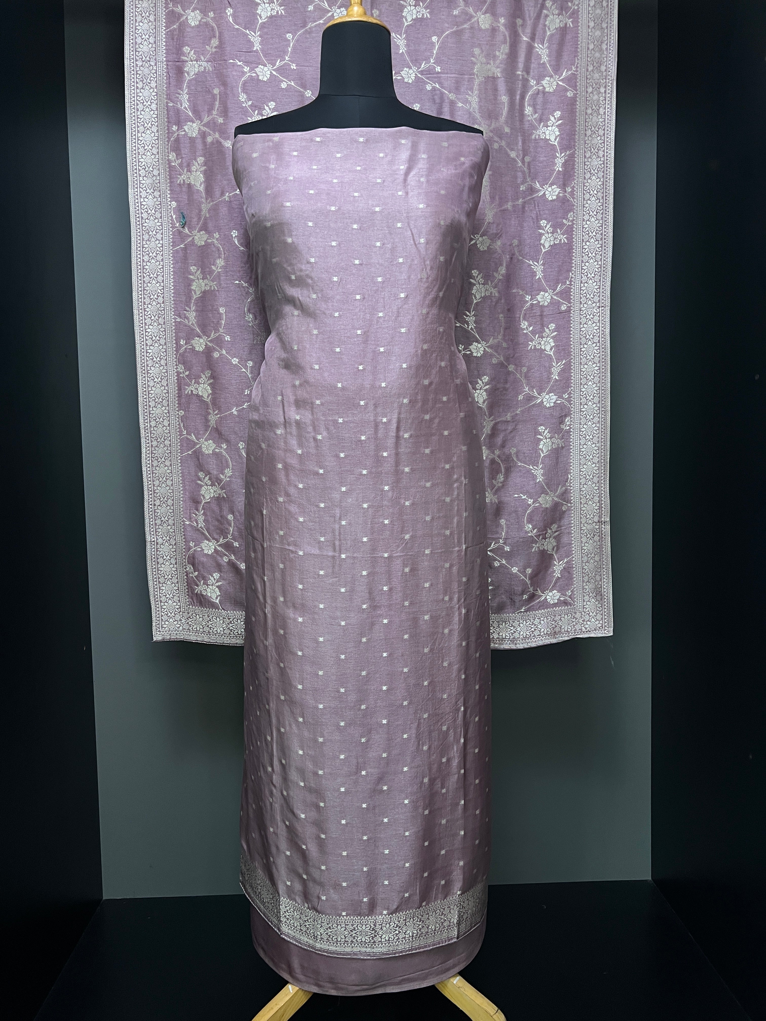 Traditional Buta Detailed Banarasi Silk Salwar Set | MS785