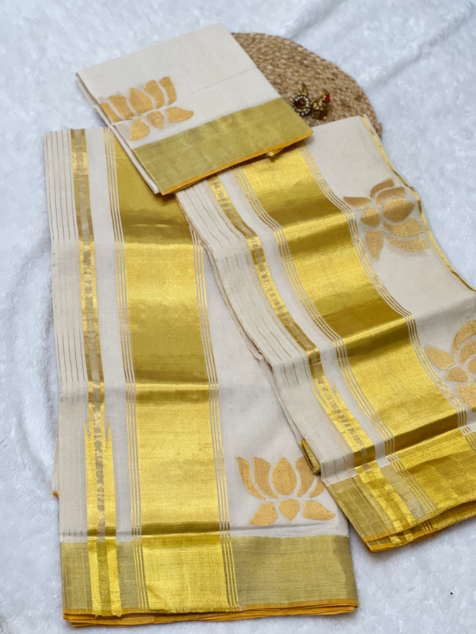 Golden Zari Detailed Lotus Detailed Kerala Cotton Set Mundu | KL355