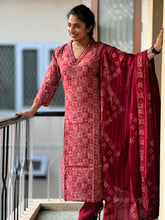 Foil Print Design Muslin Finish Kurta Set | FW128