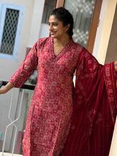 Foil Print Design Muslin Finish Kurta Set | FW128
