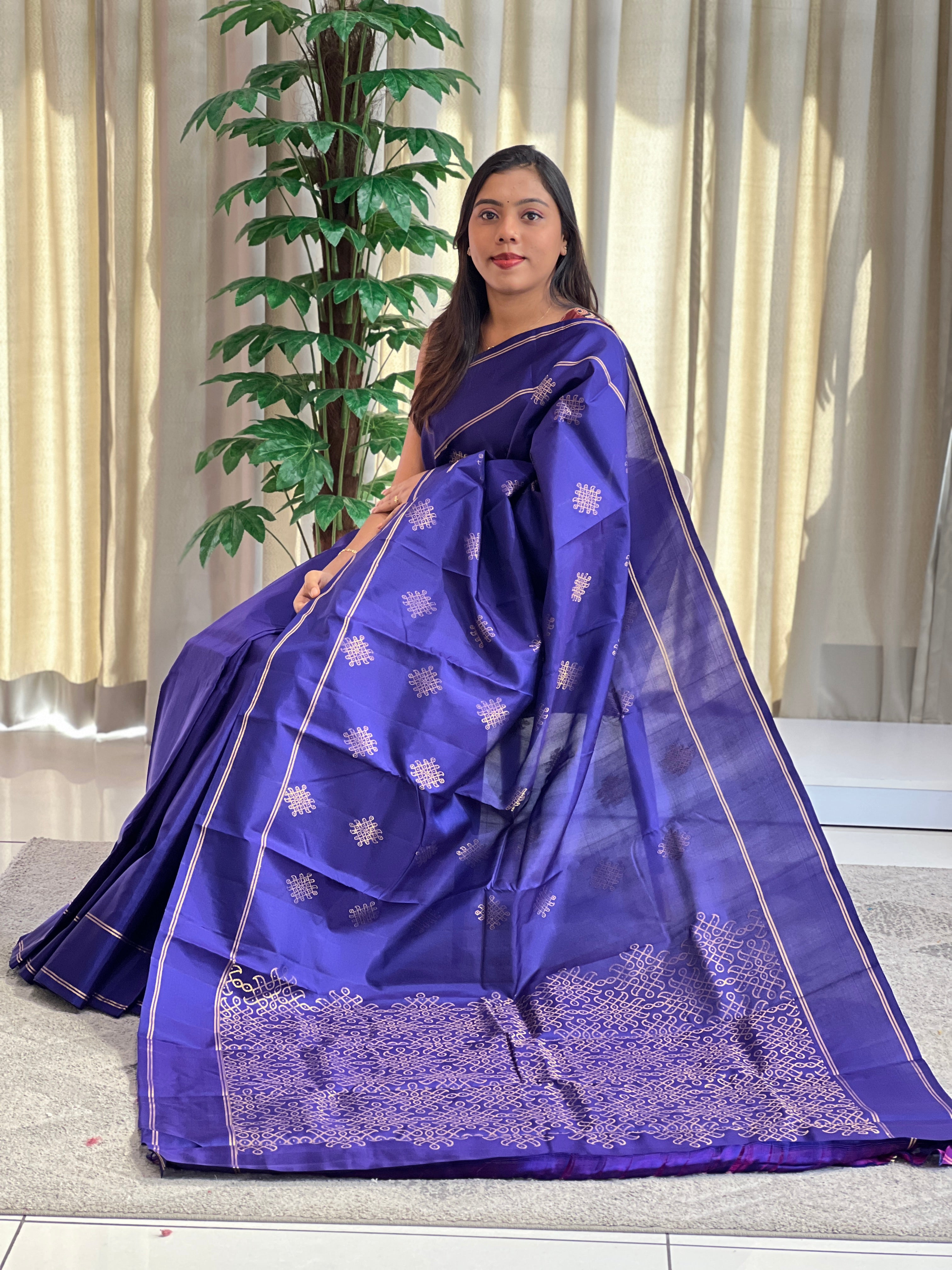 Traditional Kolam Pattern Soft Silk Saree | SMT130
