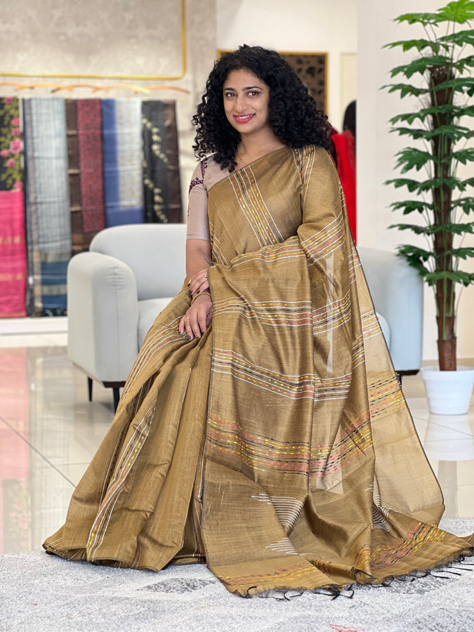 Kesiya Weaved Pattern Semi Tussar Saree | PD399