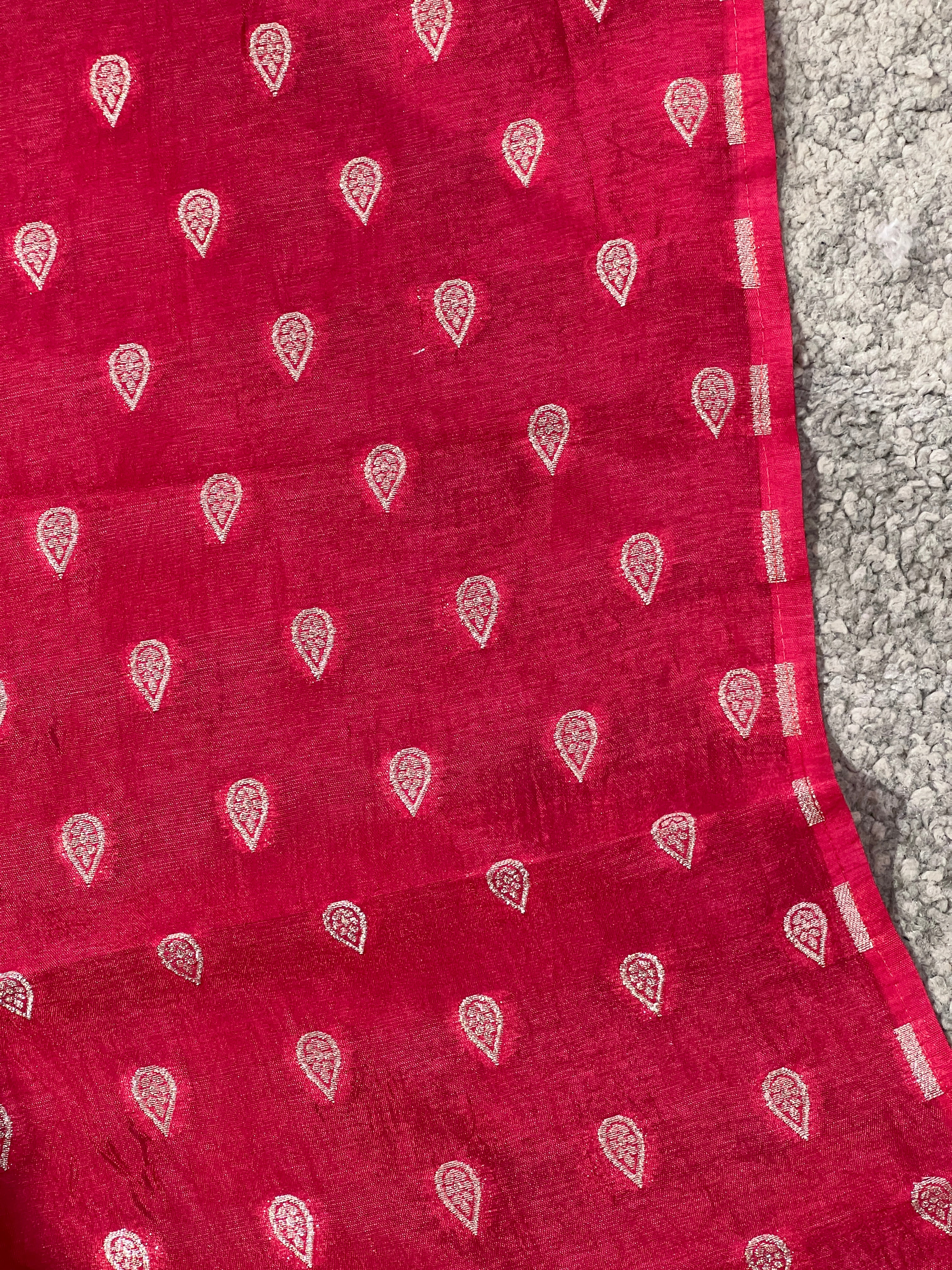 Zari Weaved Banarasi Silk Saree | NN283