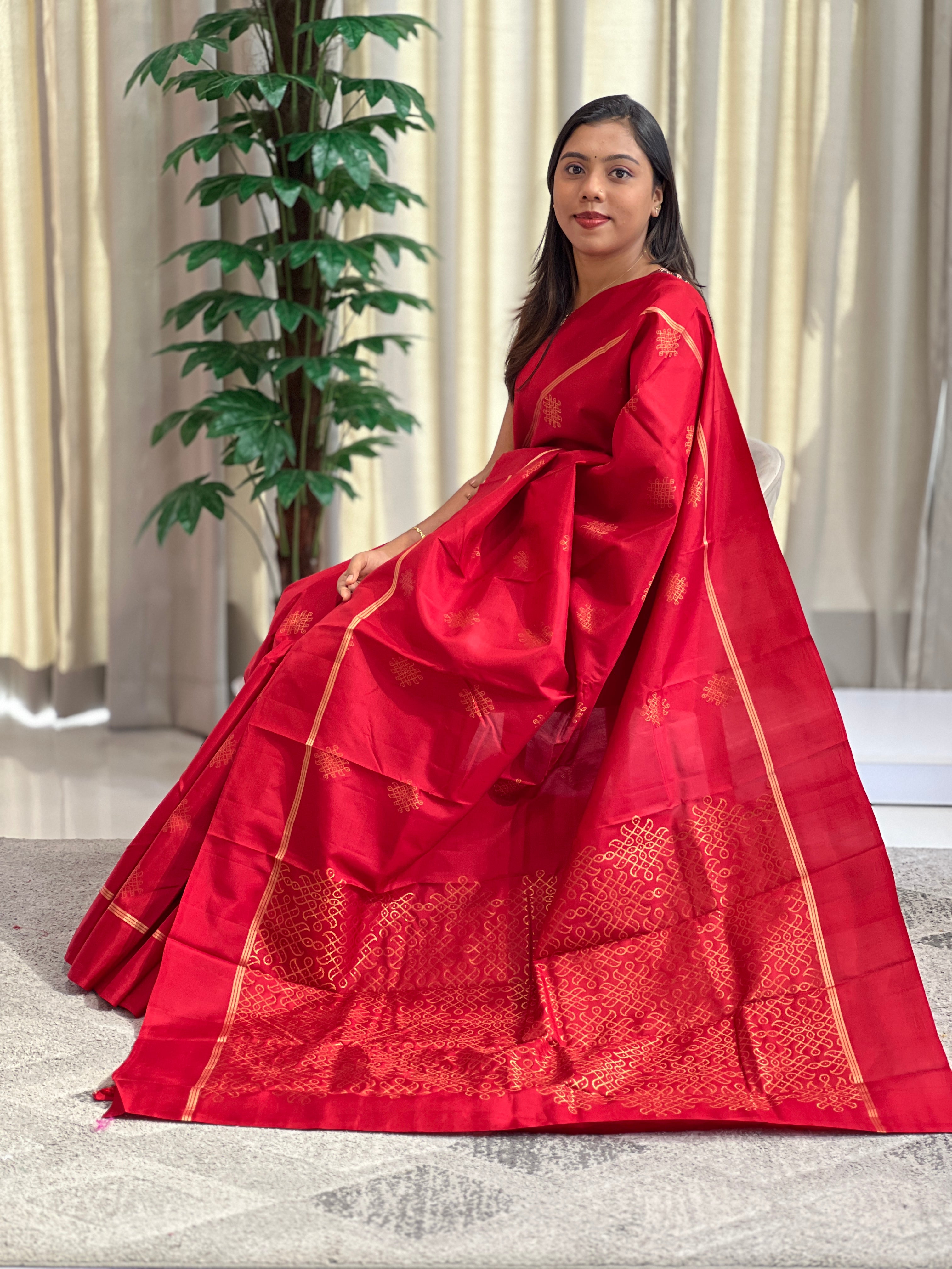 Traditional Kolam Pattern Soft Silk Saree | SMT129