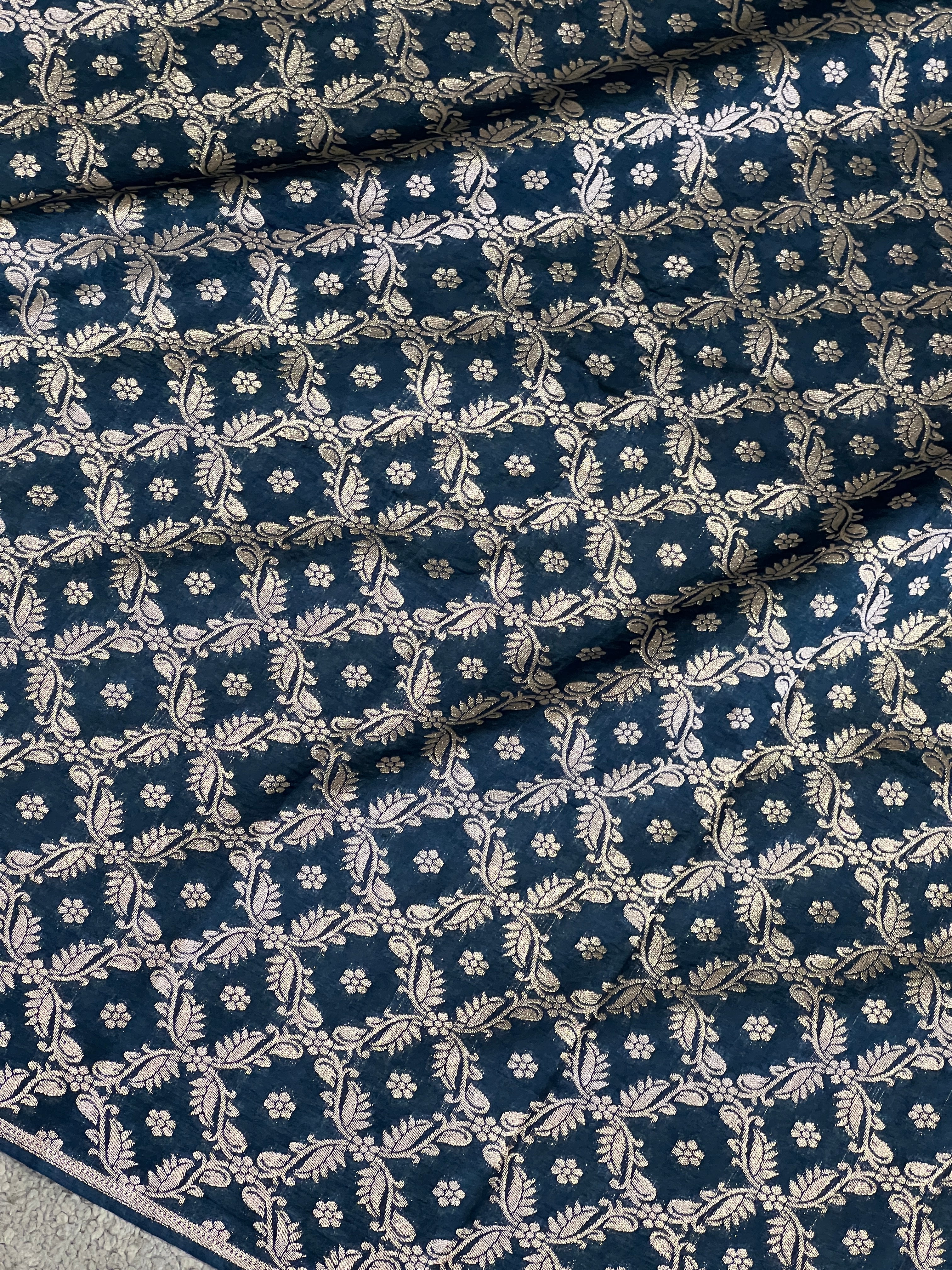 Floral Printed  Banarasi Silk Saree | NN286