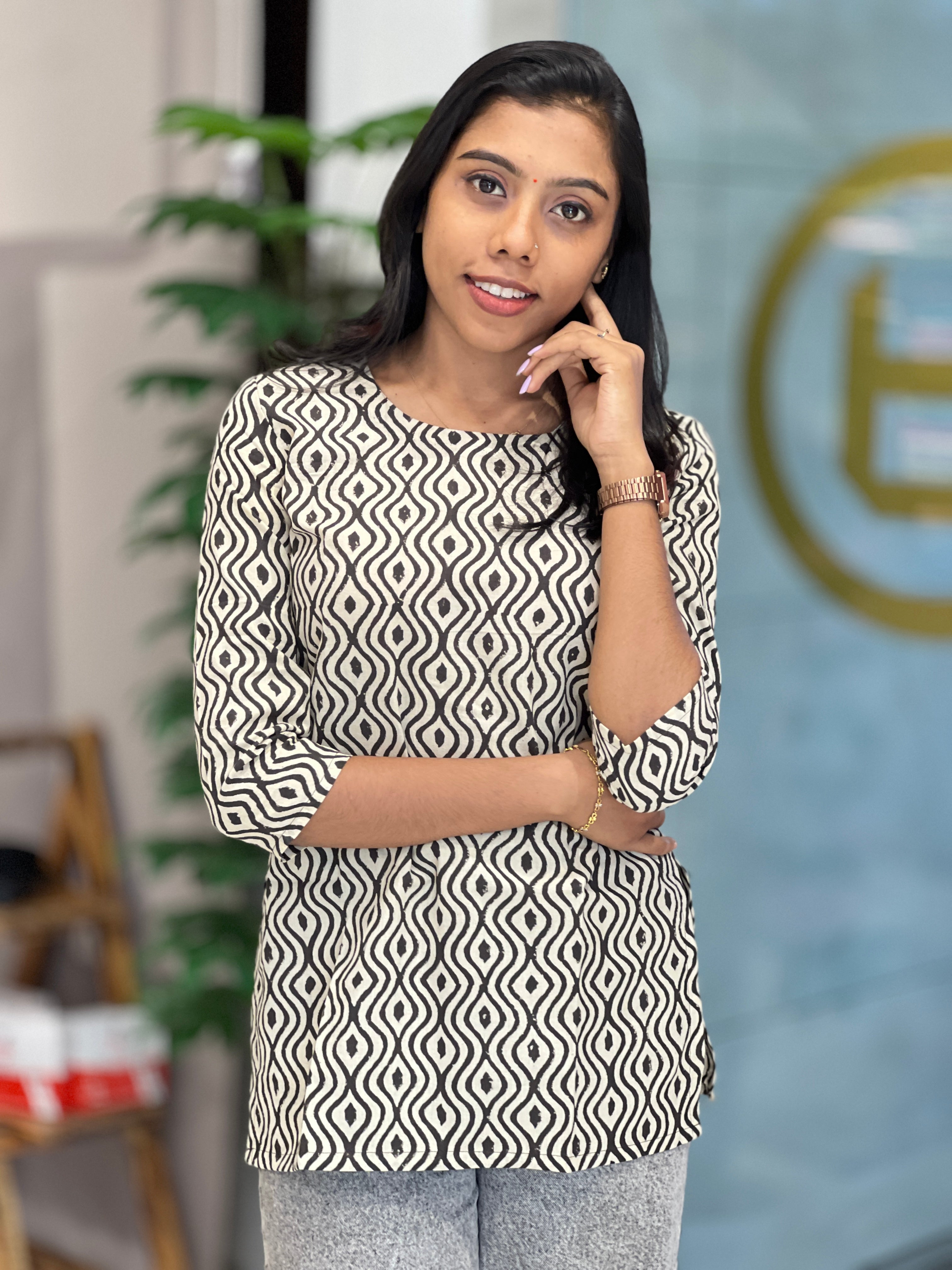 Print Detailed Cotton Short Kurta | DNT407