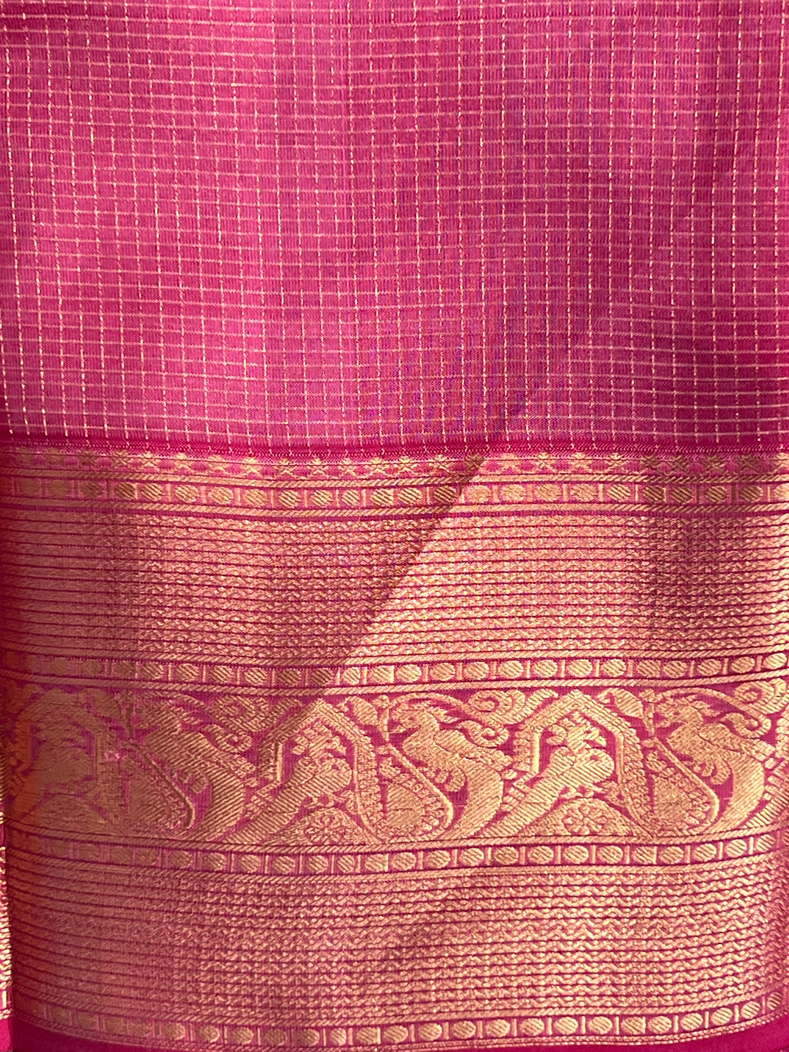 Khattam Soft Silk Saree With Traditional Kuttu Borders | SMT101