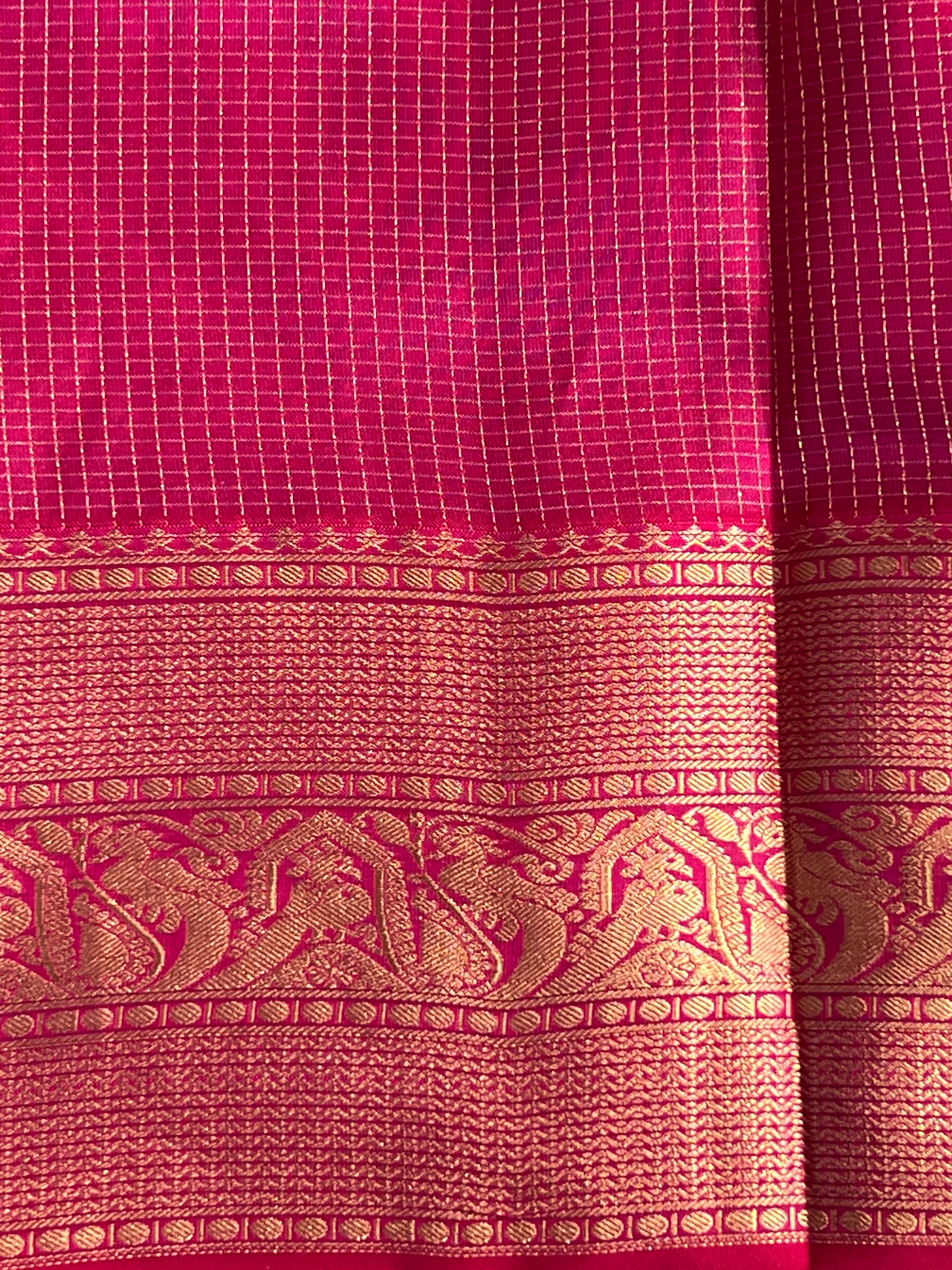 Khattam Soft Silk Saree With Traditional Kuttu Borders | SMT102