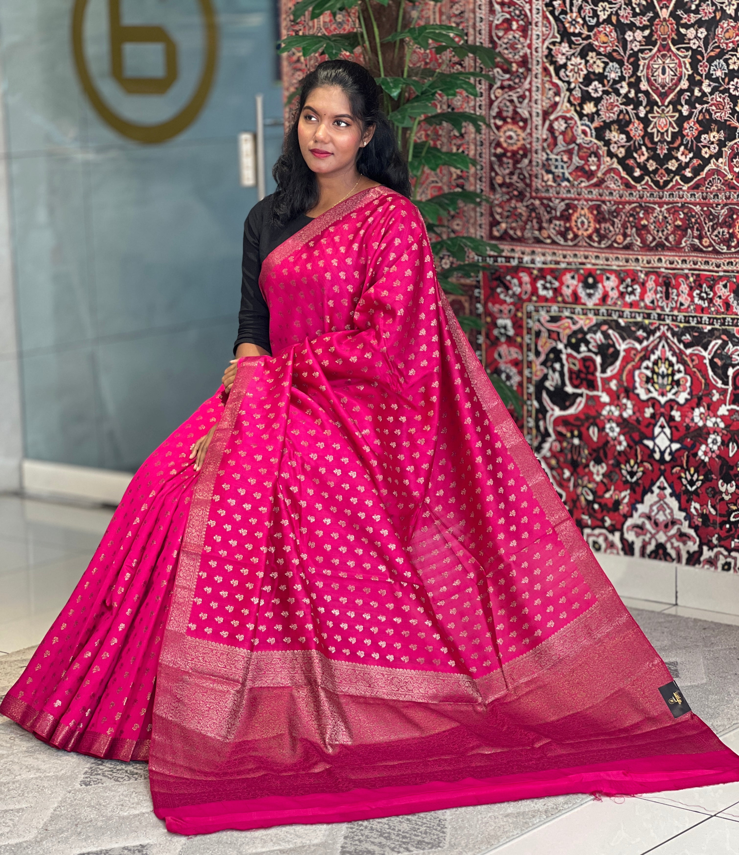 Golden Zari With Thread Weaved Pure Banarasi Silk Saree | YNG589