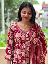 Foil Print Muslin Finish Kurta Set | FW112