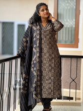 Foil Print Design Muslin Finish Kurta Set | FW128