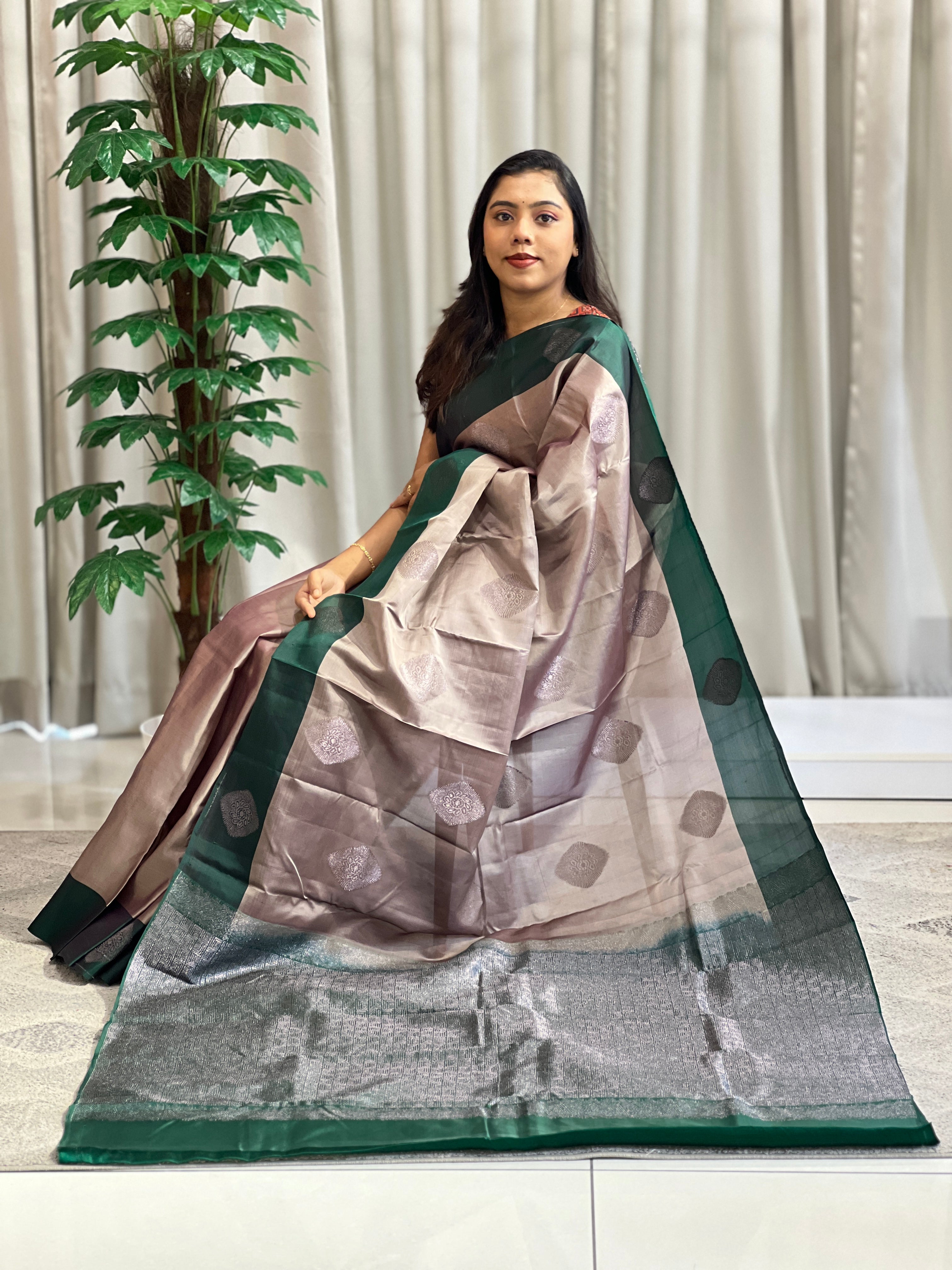 Soft Silk Saree With Contrast Borders | RAT112