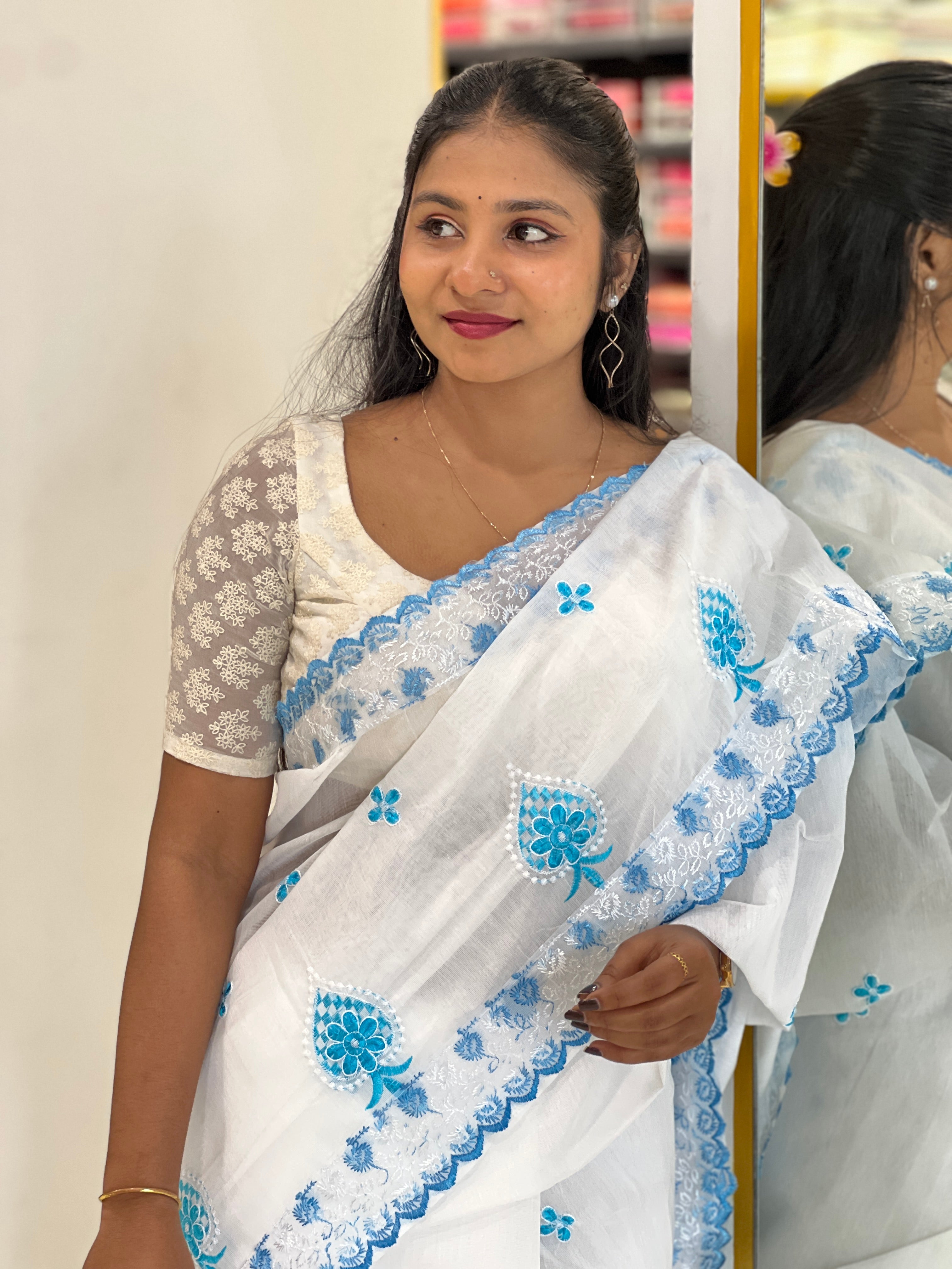 Embroidery Detailed Cotton Blend Saree | VDA317