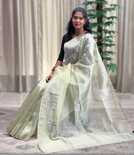 Multi-Colour Floral Embroidery Patterned Glass Organza Saree | BLD467