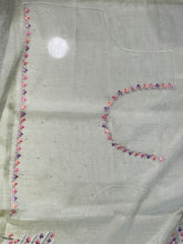 Multi-Colour Floral Embroidery Patterned Glass Organza Saree | BLD467